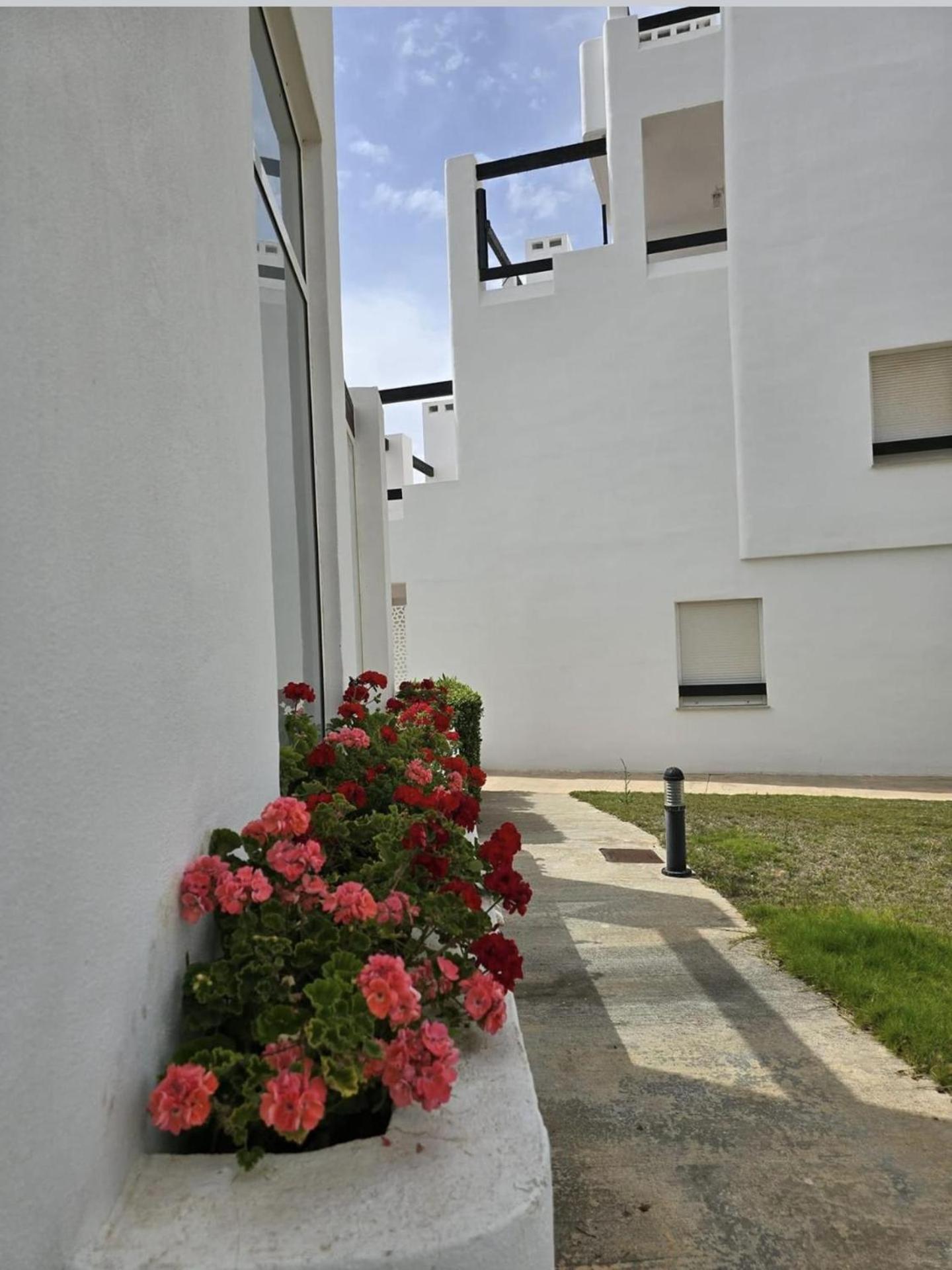 2-bed Penthouse Apartment *