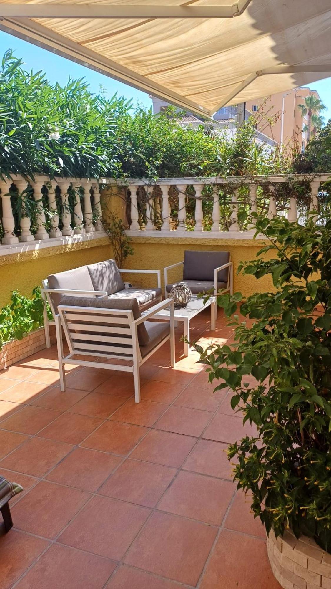 Adosado/casa Con Terraza Y Buhardilla. Playa El Сasa de vacaciones Perelló