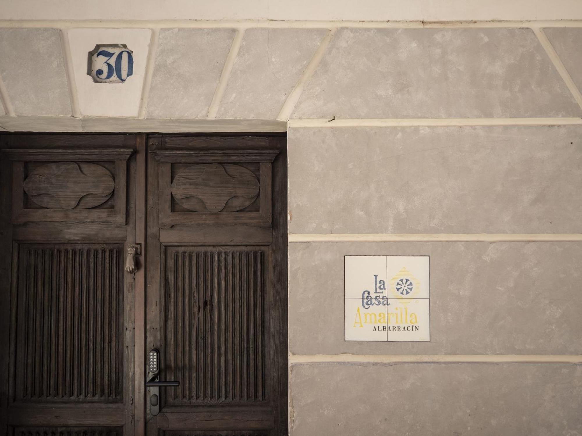 La Casa Amarilla Bronchales Albarracin