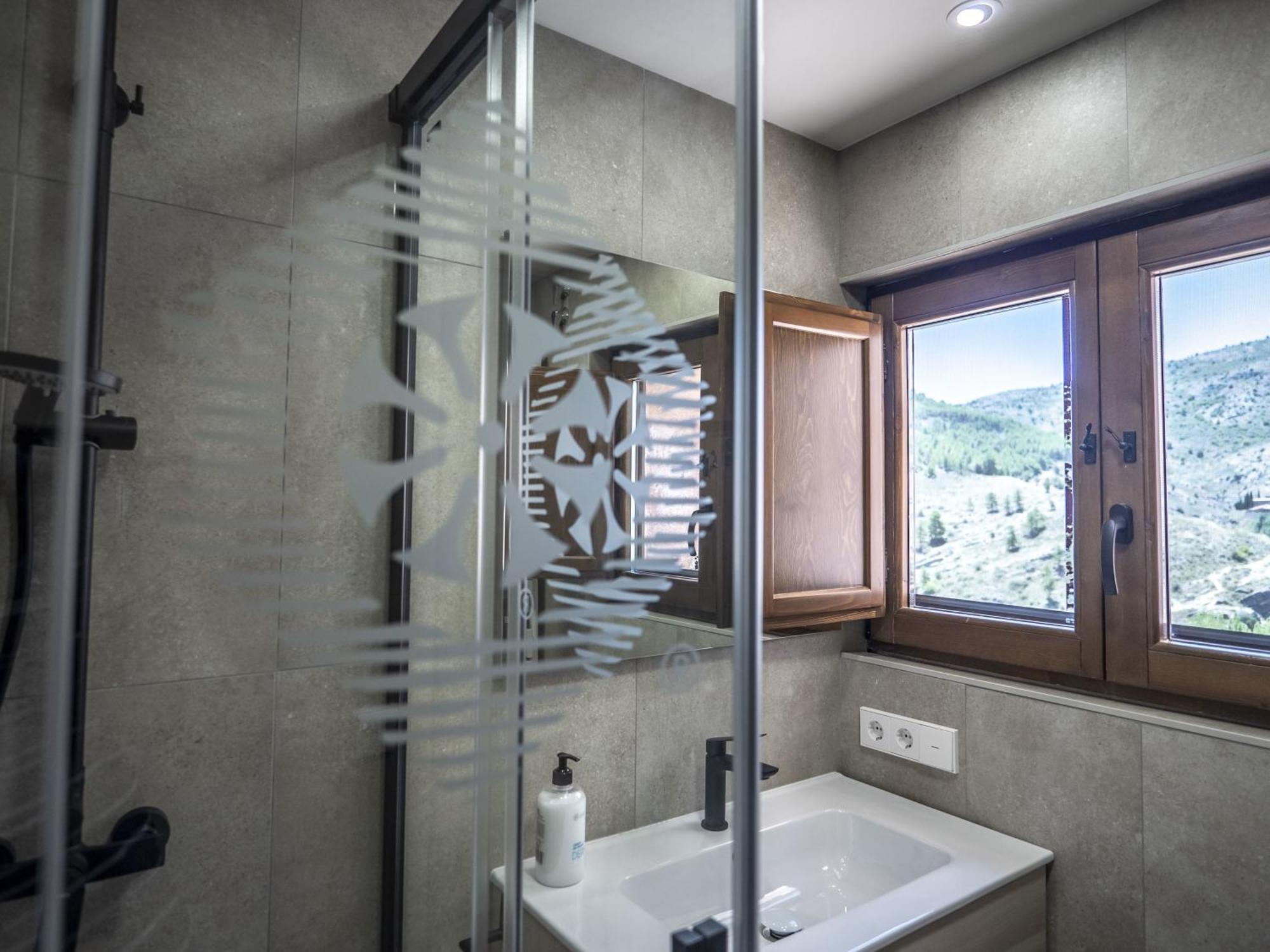 La Casa Amarilla Bronchales Holiday home Albarracin