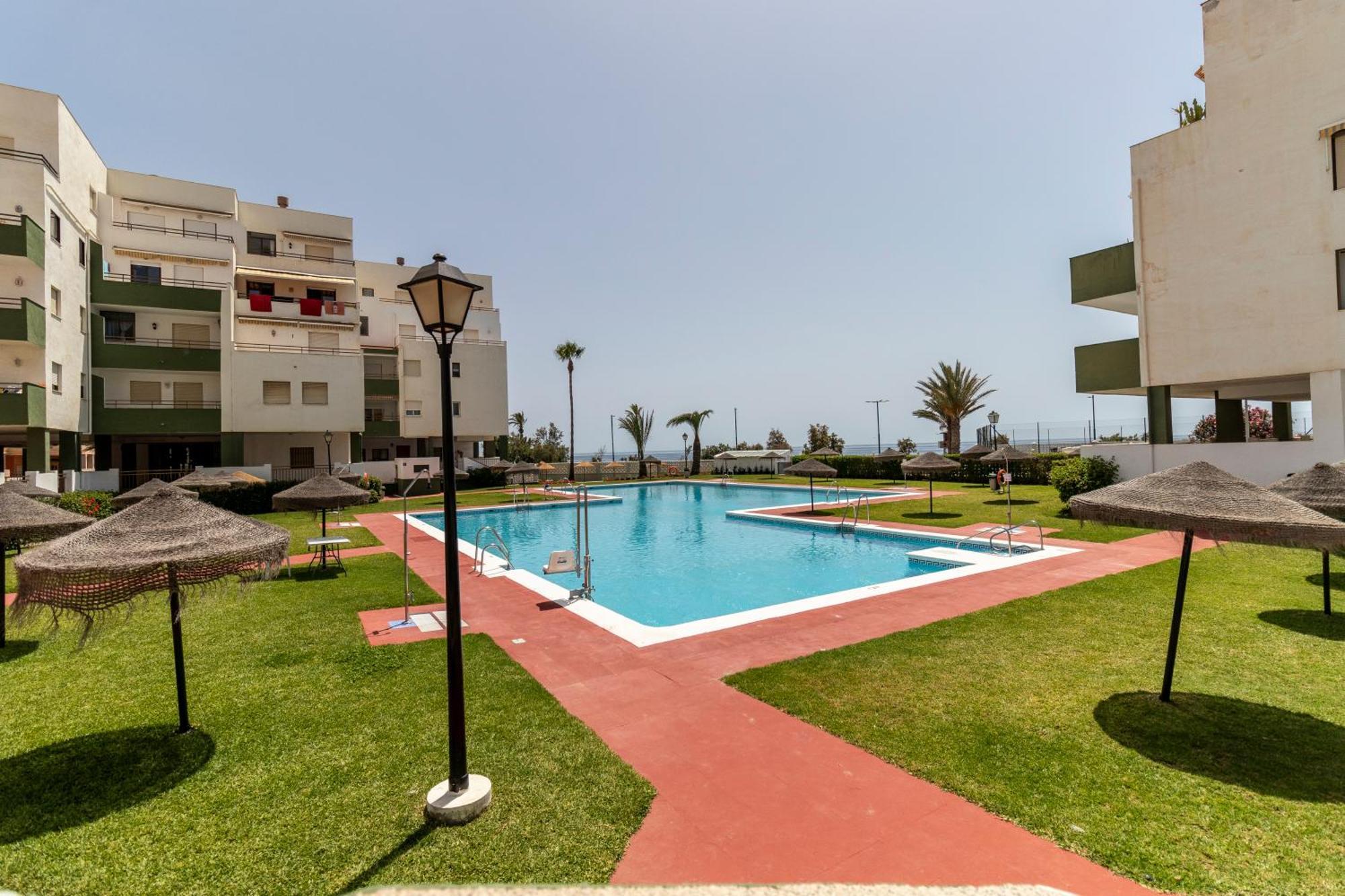 Rentitspain Moderno Calaverde Frente Al Mar Apartment