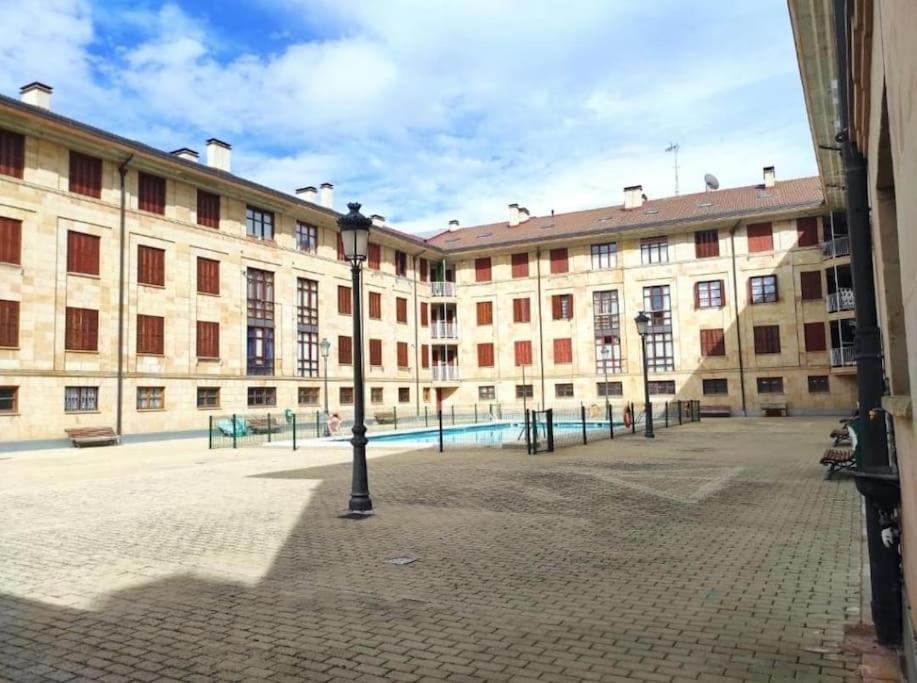 Apartment Nahia - Apartamento Familiar Para 6 Personas Con Piscina Y Parking En Ezcaray