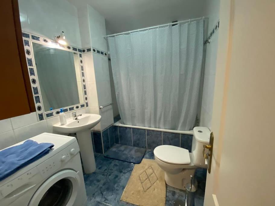Rockin' View - 2 Bedroom Great Terrace, Parking, Pool Apartamento