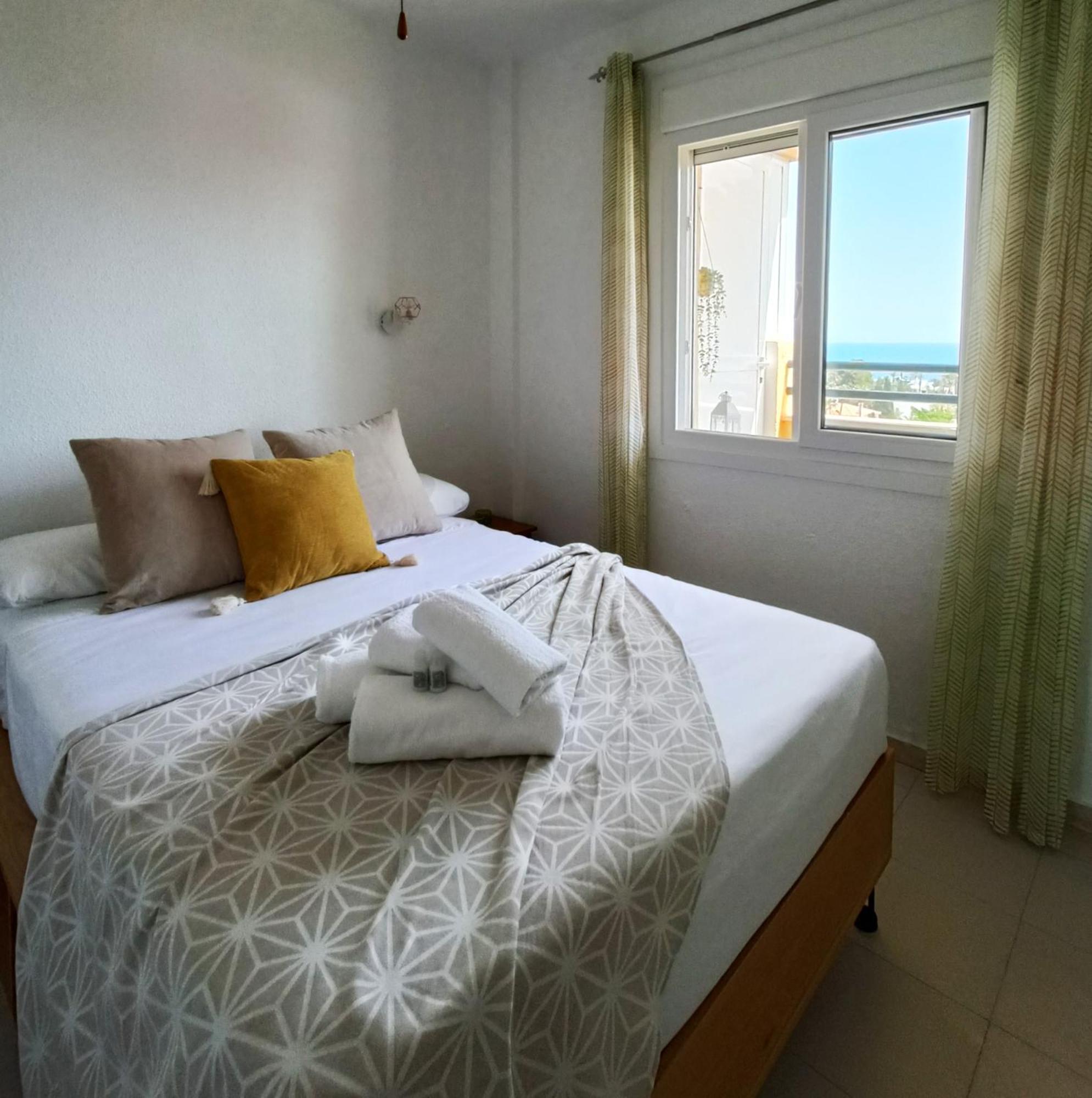 Geminis 504 Con Terraza Y Vistas Al Mar *