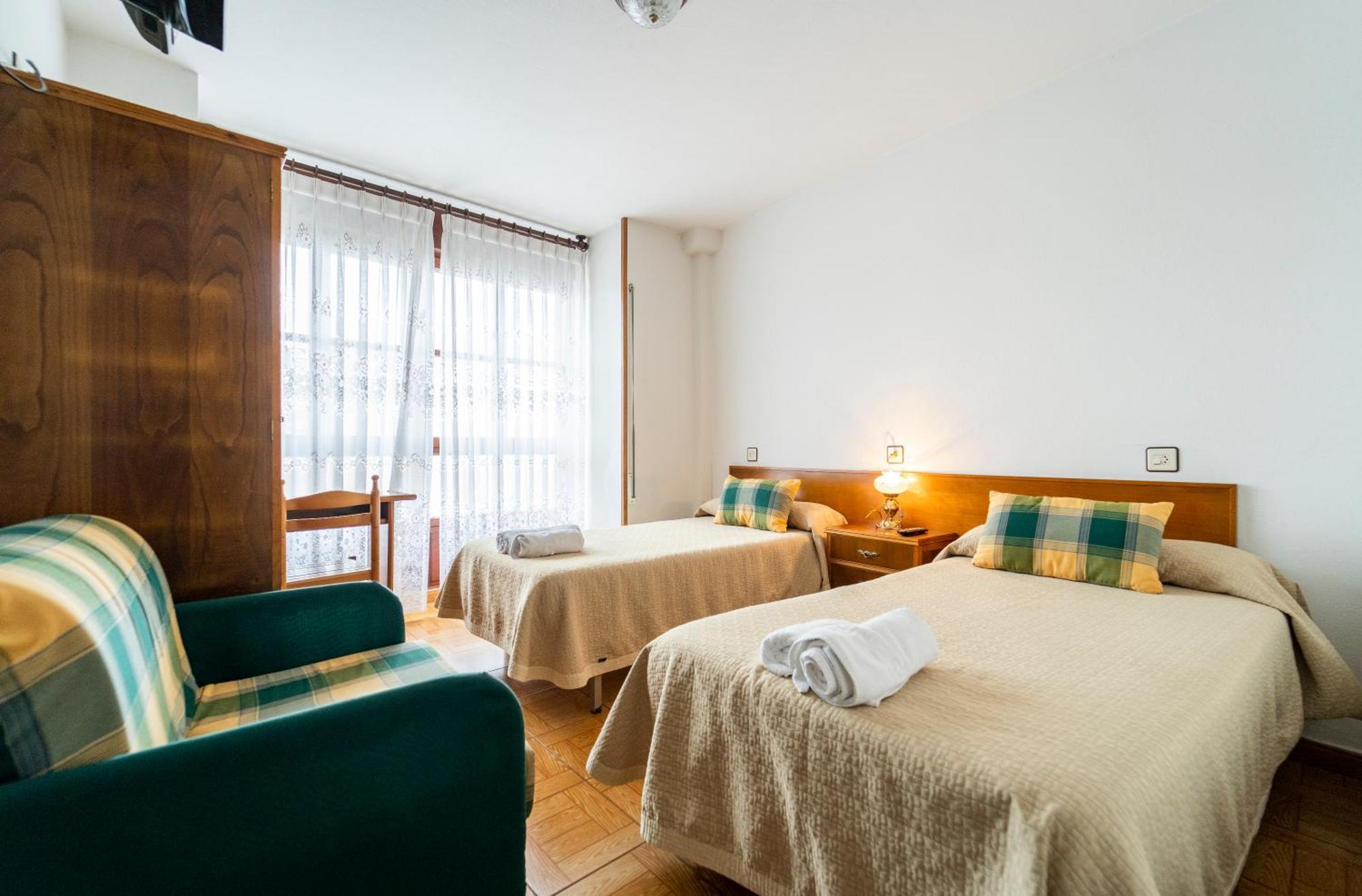 Guest house Pension Restaurante Sayane *