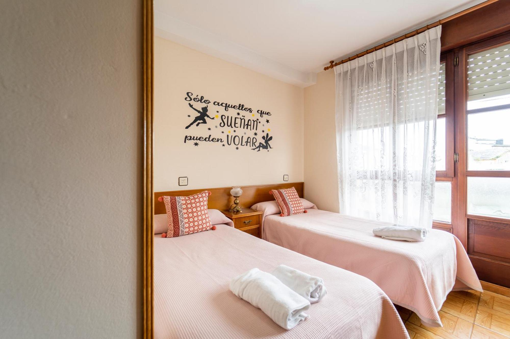 Guest house Pension Restaurante Sayane
