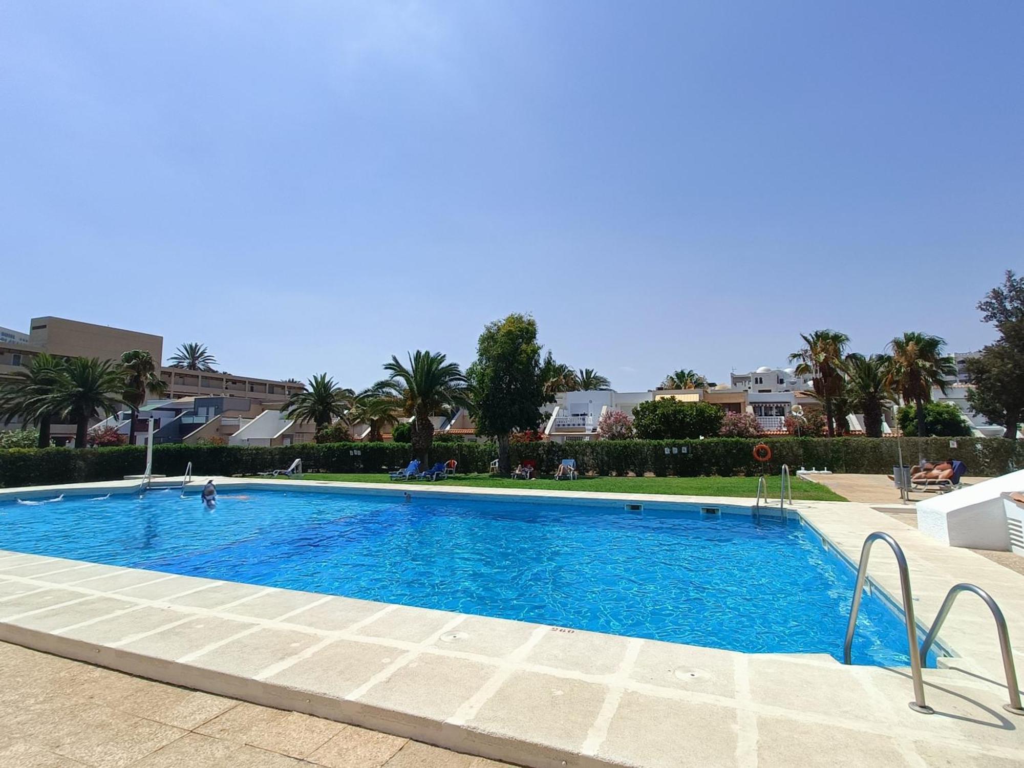 Apartamento Tropicana Con Salida Directa Al Mar Y Piscina Roquetas de Mar