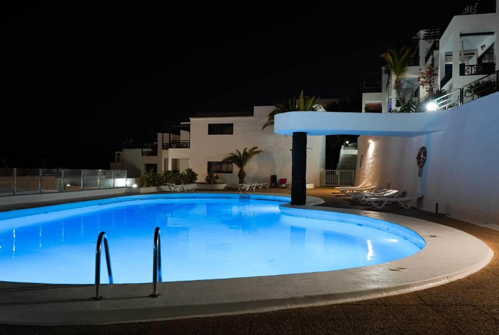 Apartment Rias Altas *