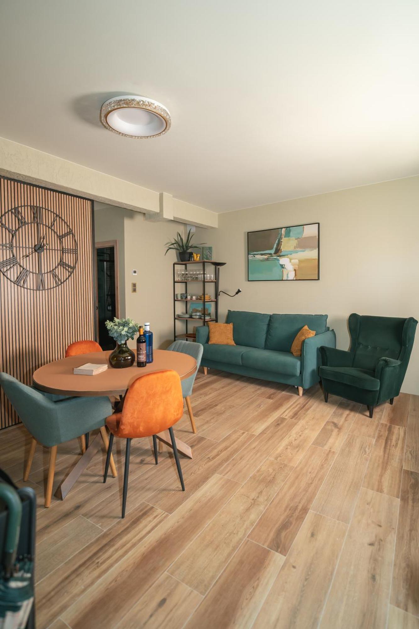 Helena Muza Apartment *