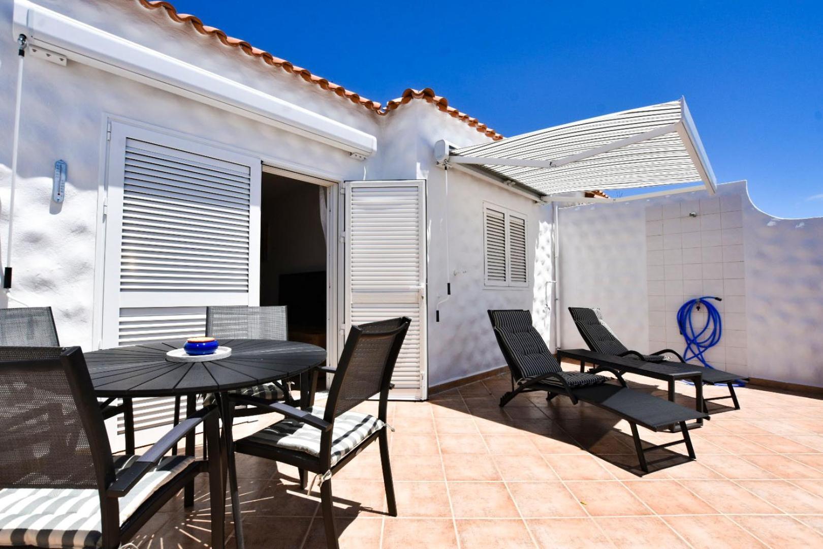 Holiday home Book Jet - Sunny With Garden And Wifi