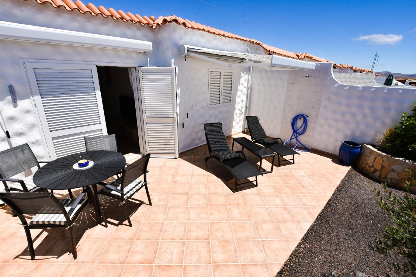 Book Jet - Sunny With Garden And Wifi Holiday home