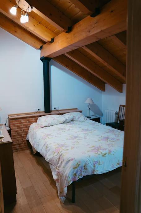La Casa De Juan El Cantero Сasa de vacaciones *