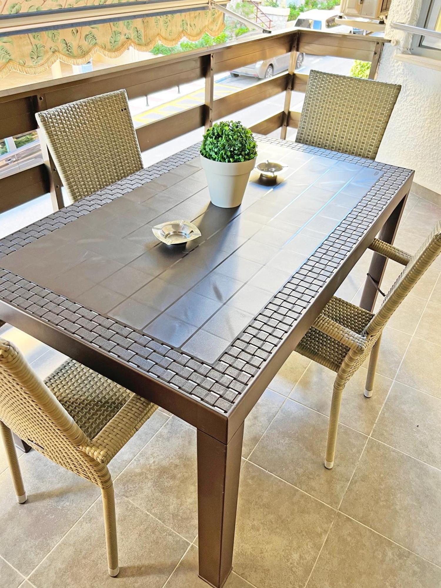 Apartamento Coqueto Con Piscina, Nuevo A 50m Del Mar, Parking Gratis *
