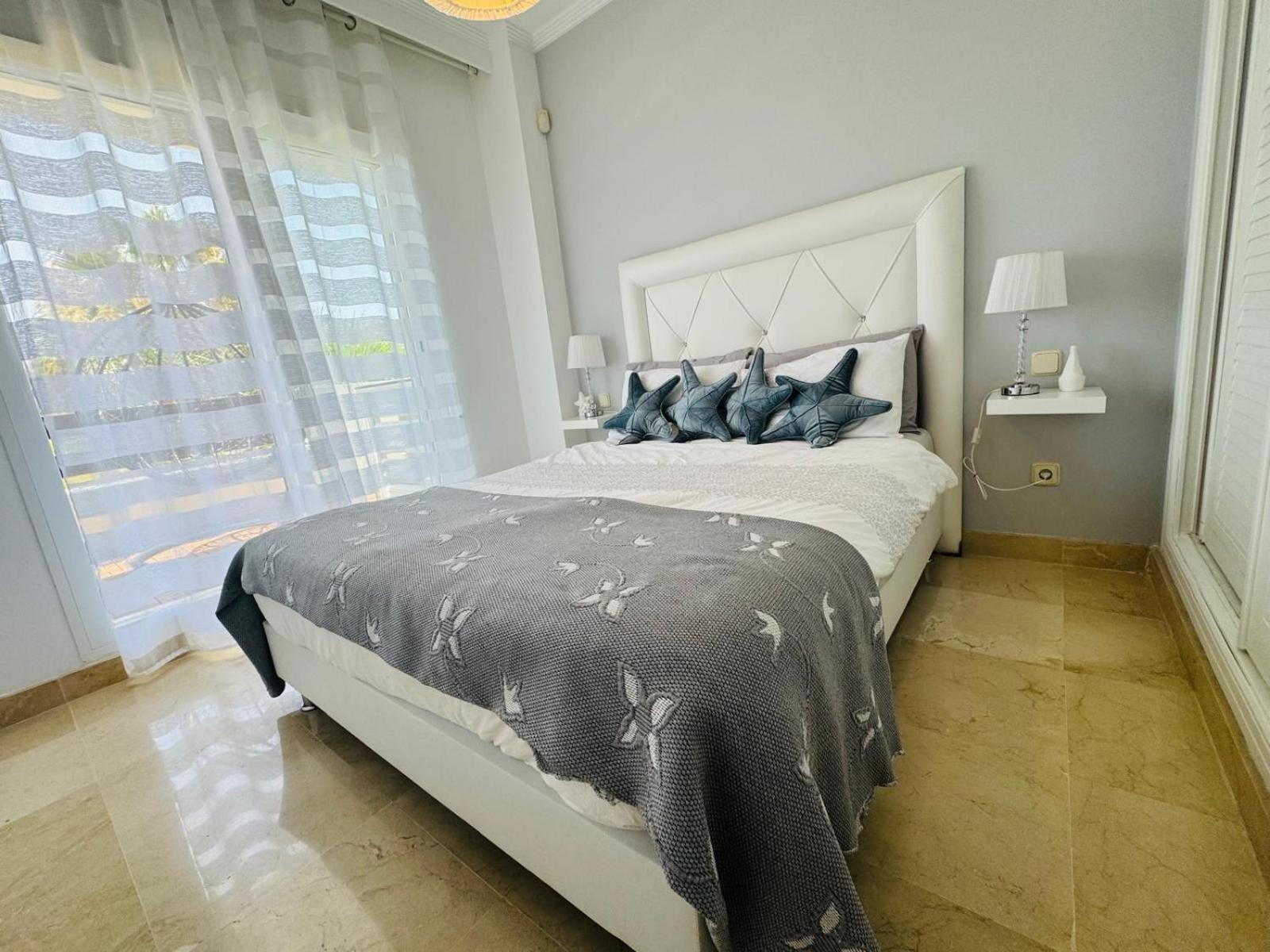 Calanova Golf Seaviews Apartamento *