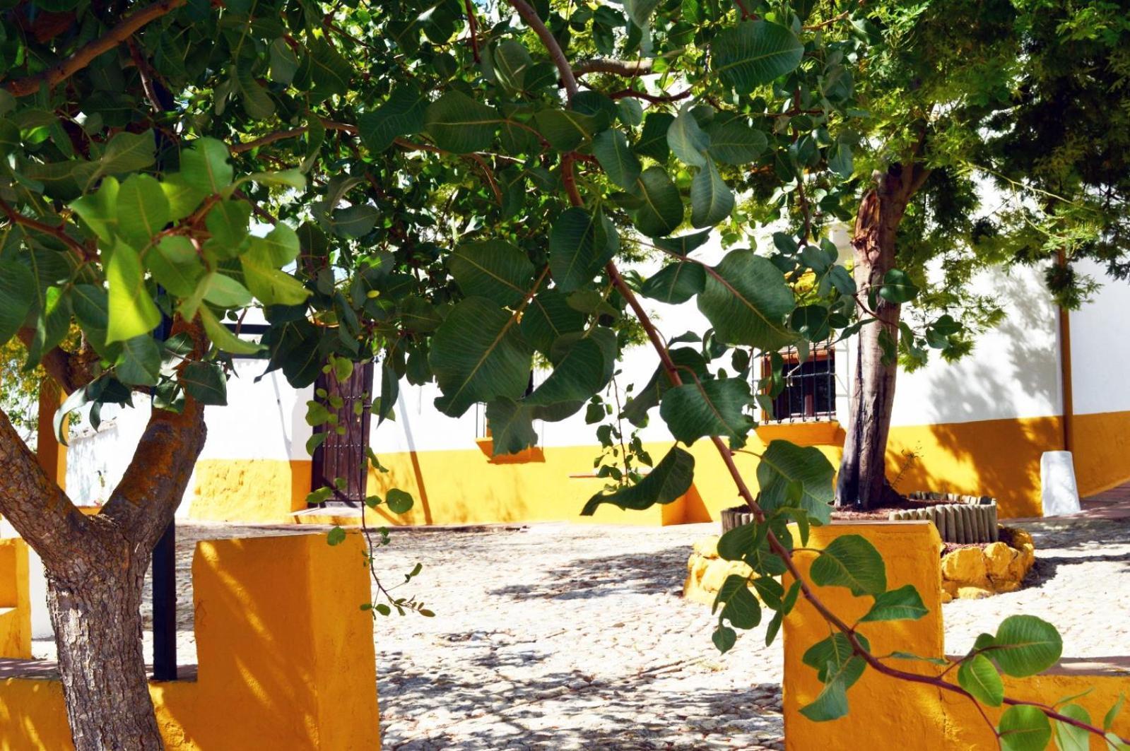 Сasa de vacaciones Cortijo La Canada Zambra