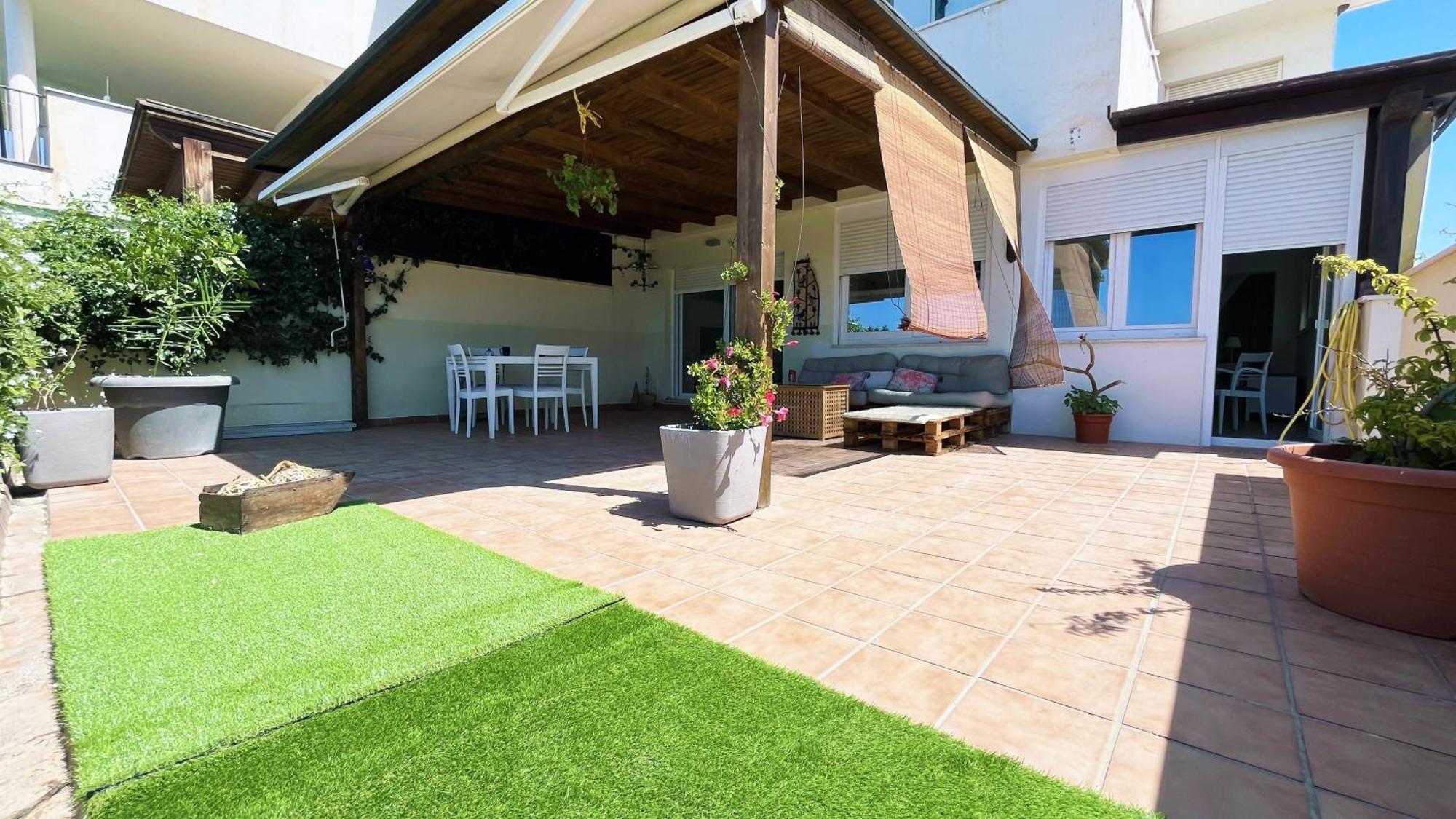 Gran Terraza Con Vistas Al Mar Y Piscina Apartamento Rincón de la Victoria