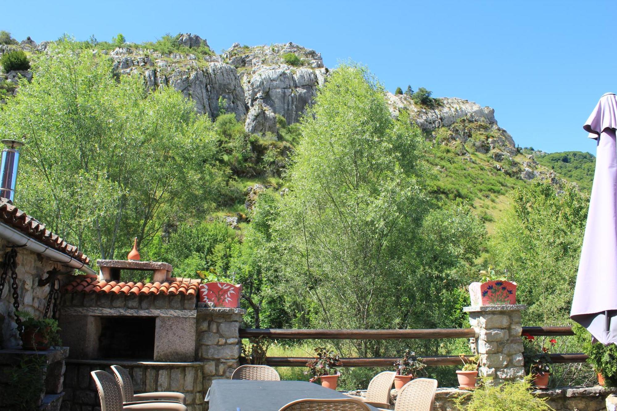 La Cuadra Holiday home Cabornera