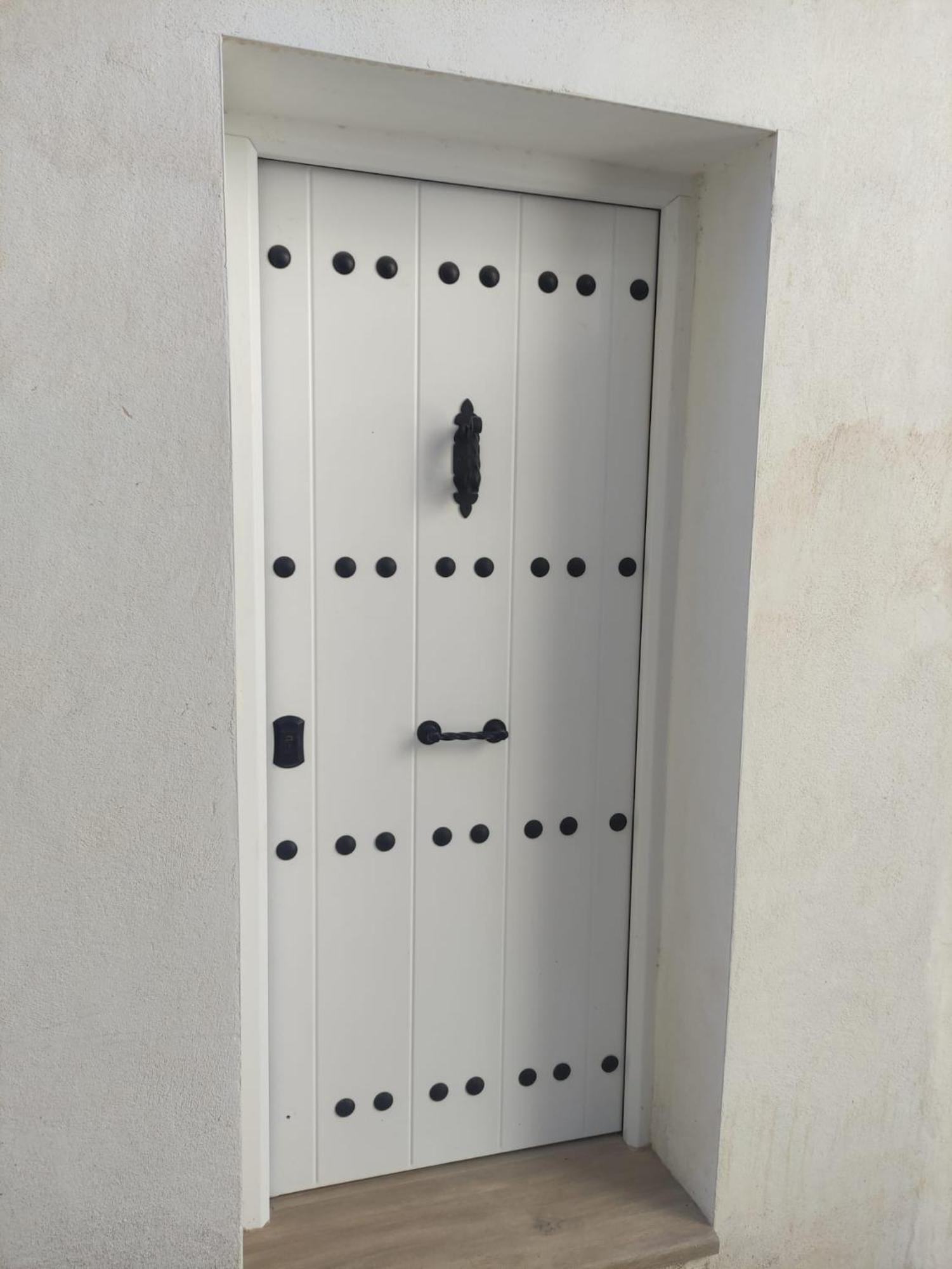 Casa En Salobrena, La Caleta, A 200m De La Playa Con Garaje Privado *