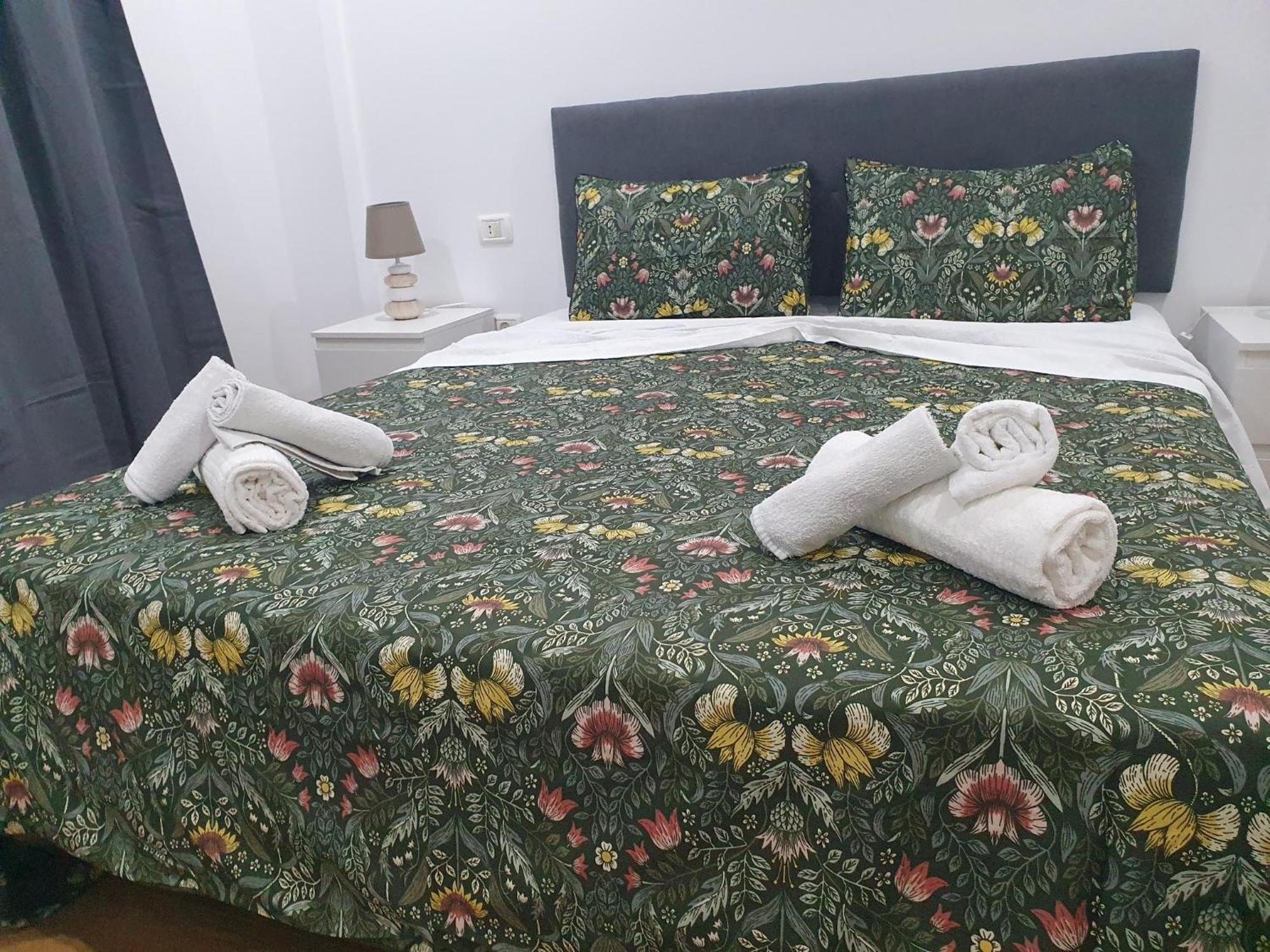Apartamento Casa Liotro Comfortable, Panoramic,central, Near The Sea,swimming Pool,wifi,terrace Los Cristianos (Tenerife)