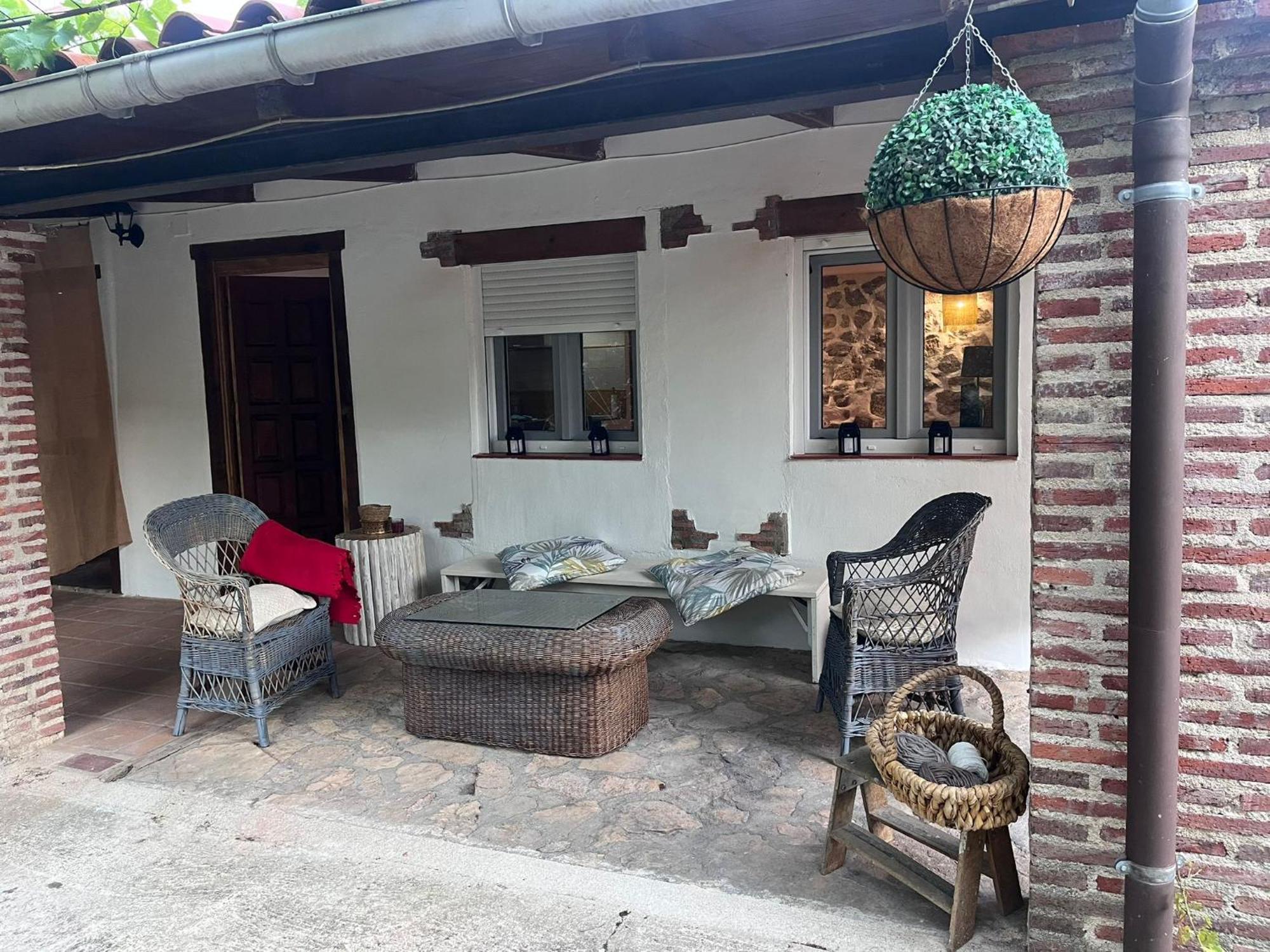 La Cerra -tiny-house * Mijares (Castile and Leon)