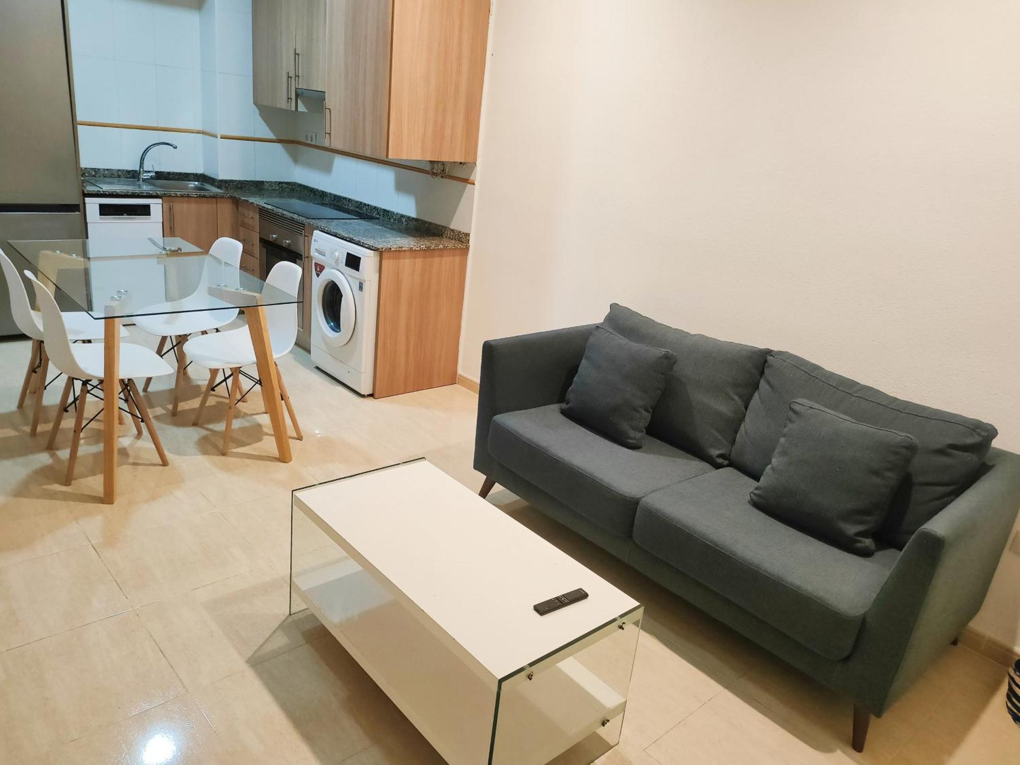 Apartment Terraza Acogedora , Piscina , Parking, Aire Acondicionado, *