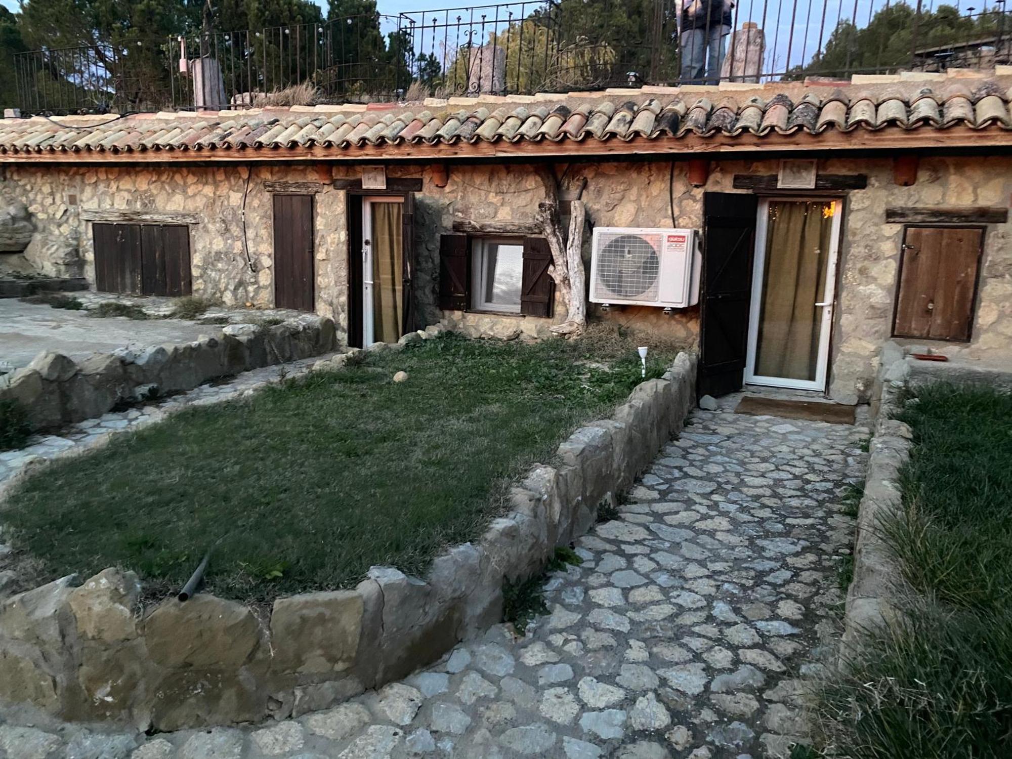 La Grulla Villa