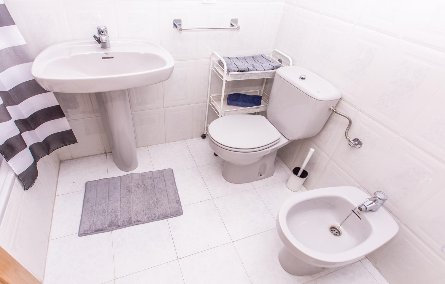 Apartment Nahia - Apartamento Familiar Para 6 Personas Con Piscina Y Parking En Ezcaray