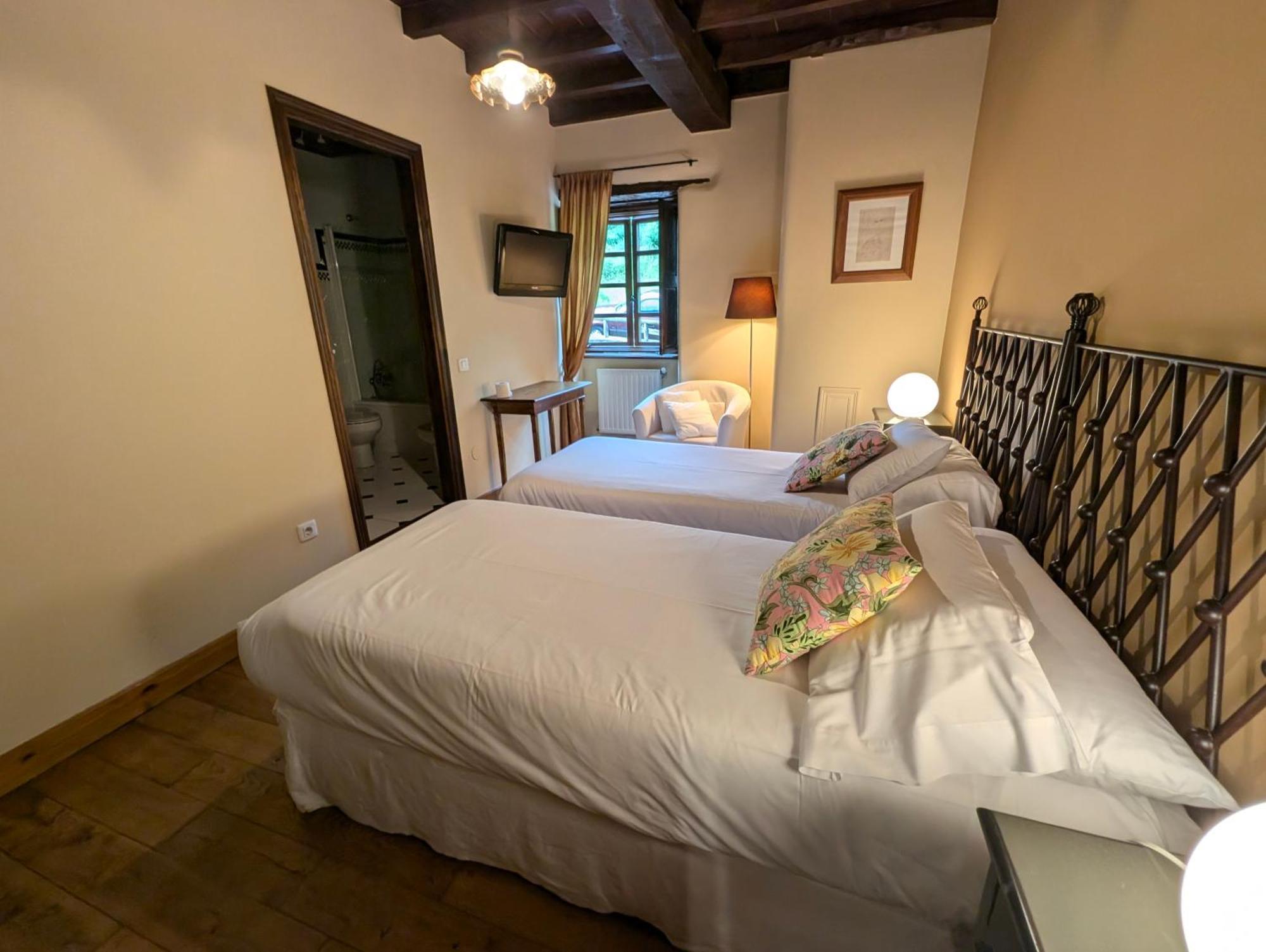 Casa Doñano 2*
