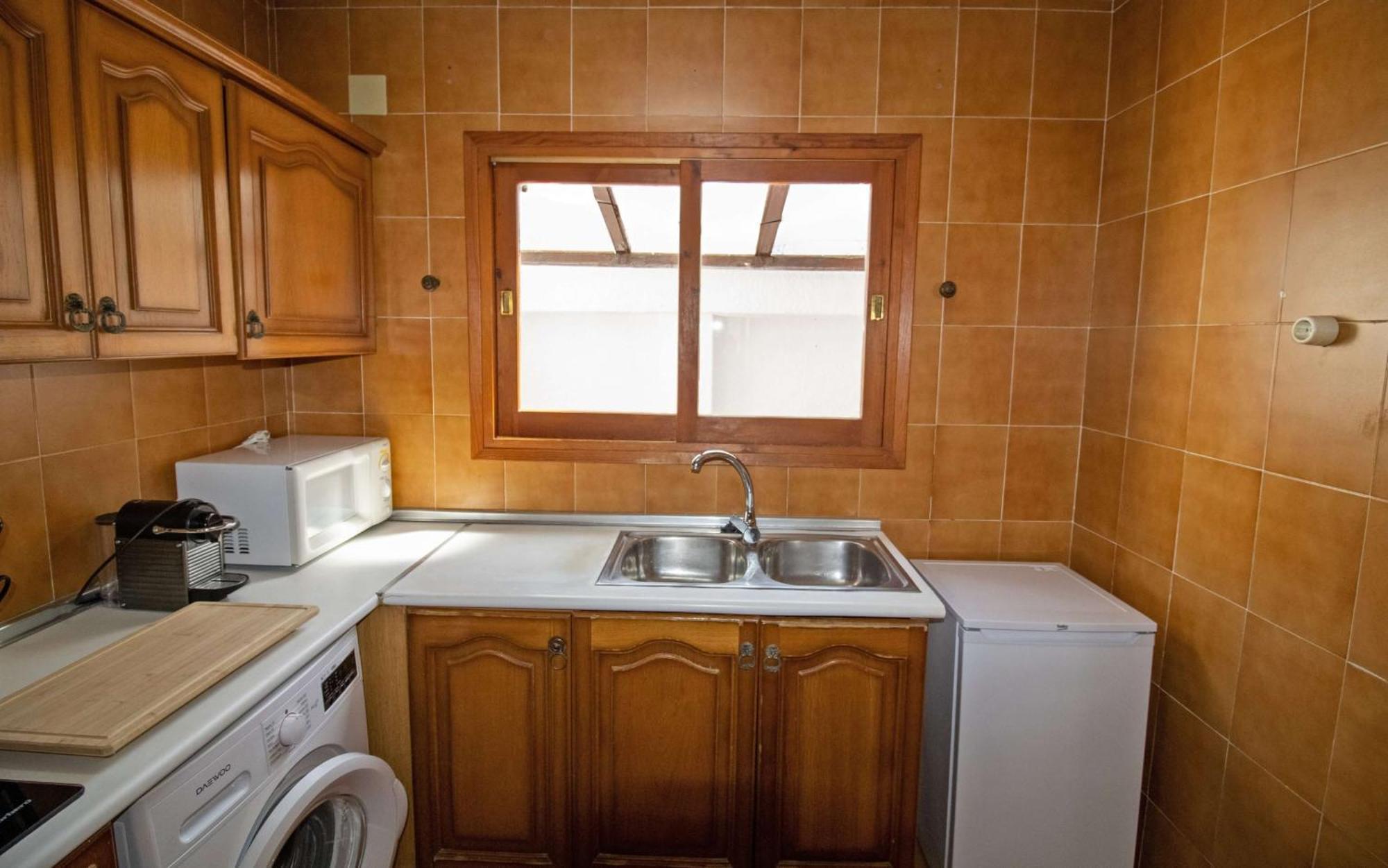 Con Jardin Y Piscina - Fuentes Holiday home *