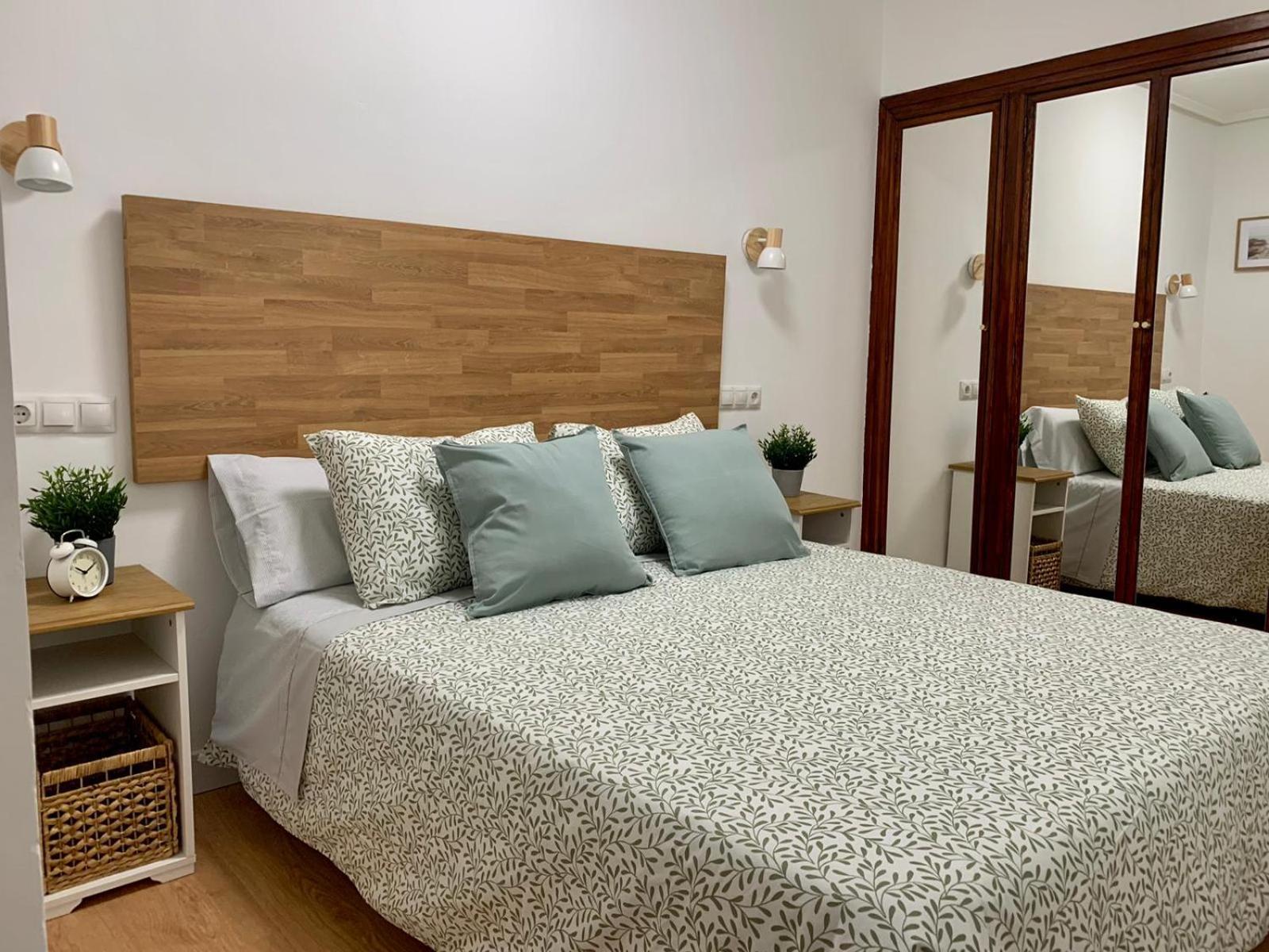 Zarzuela Campoamor Centro, Plaza De Garaje Apartamento Oviedo