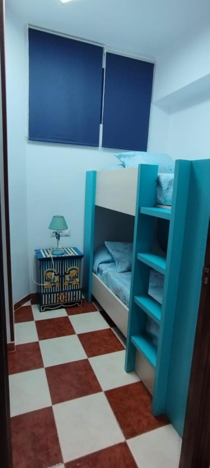 Paradise Of Dreams - La Abuela Josefa