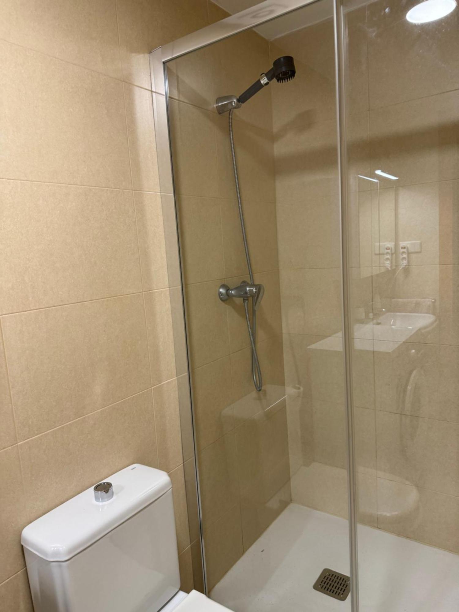 Besiberri En Ideal Familias Apartamento *