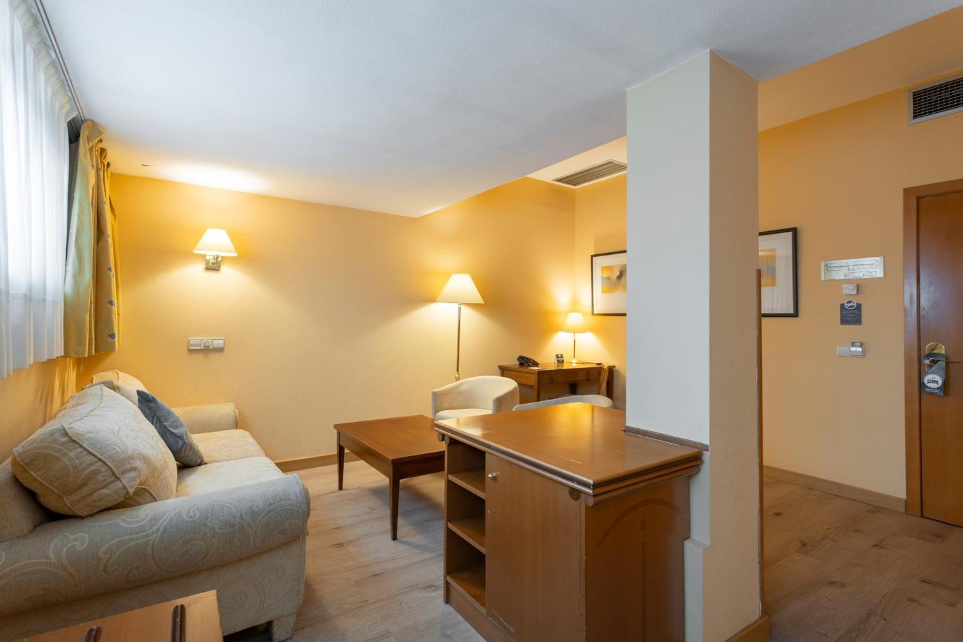 Horus Salamanca 3*