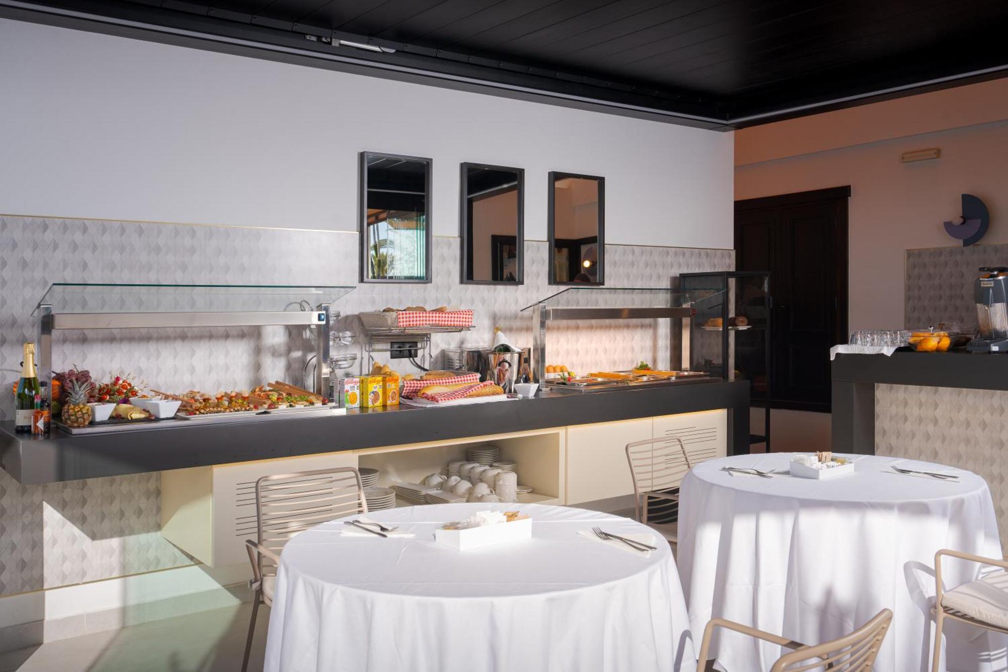 Hotel Fahana - Gay Men Only (adults Only) 5*