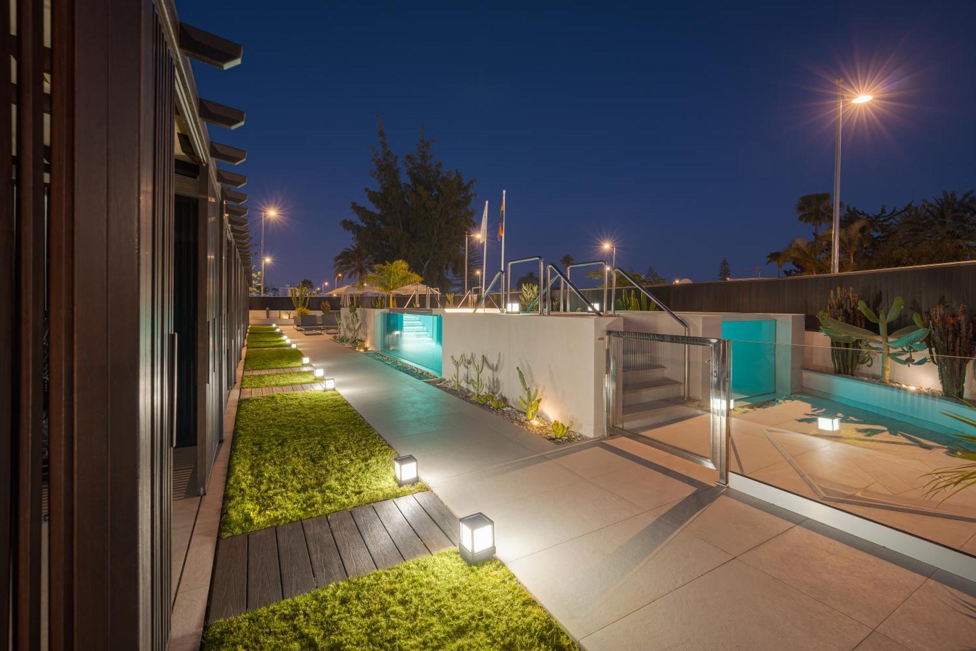 Fahana - Gay Men Only (adults Only) 5* Playa del Ingles (Gran Canaria)