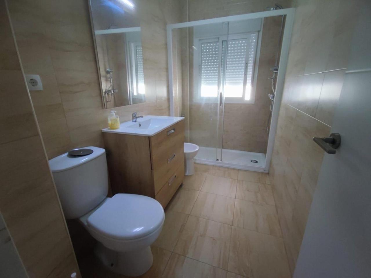 Apartamento Apto. Escolano, Playa De La Cachucha. Wifi, A/c Puerto Real