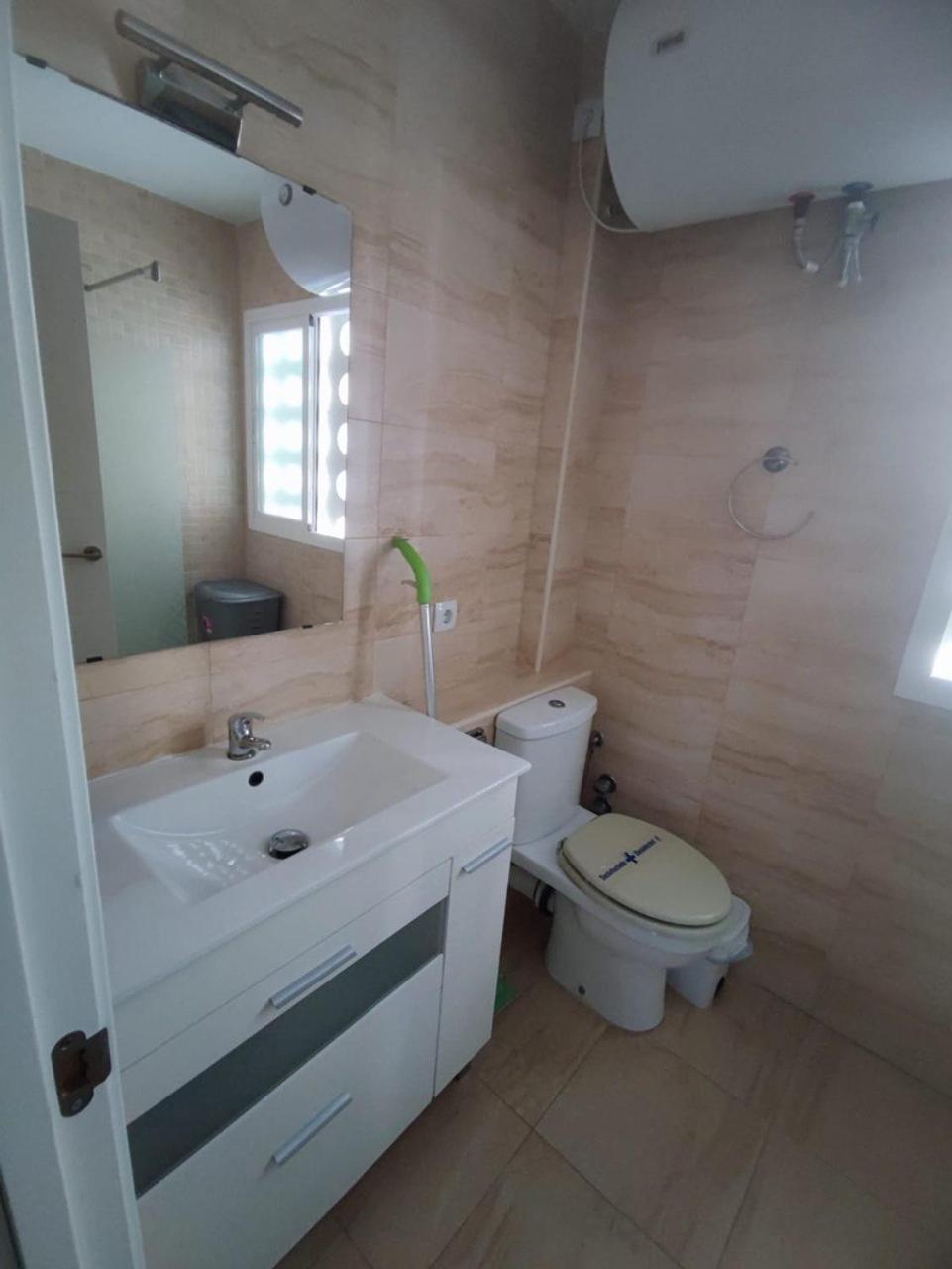 Apartamento Apto. Escolano, Playa De La Cachucha. Wifi, A/c Puerto Real