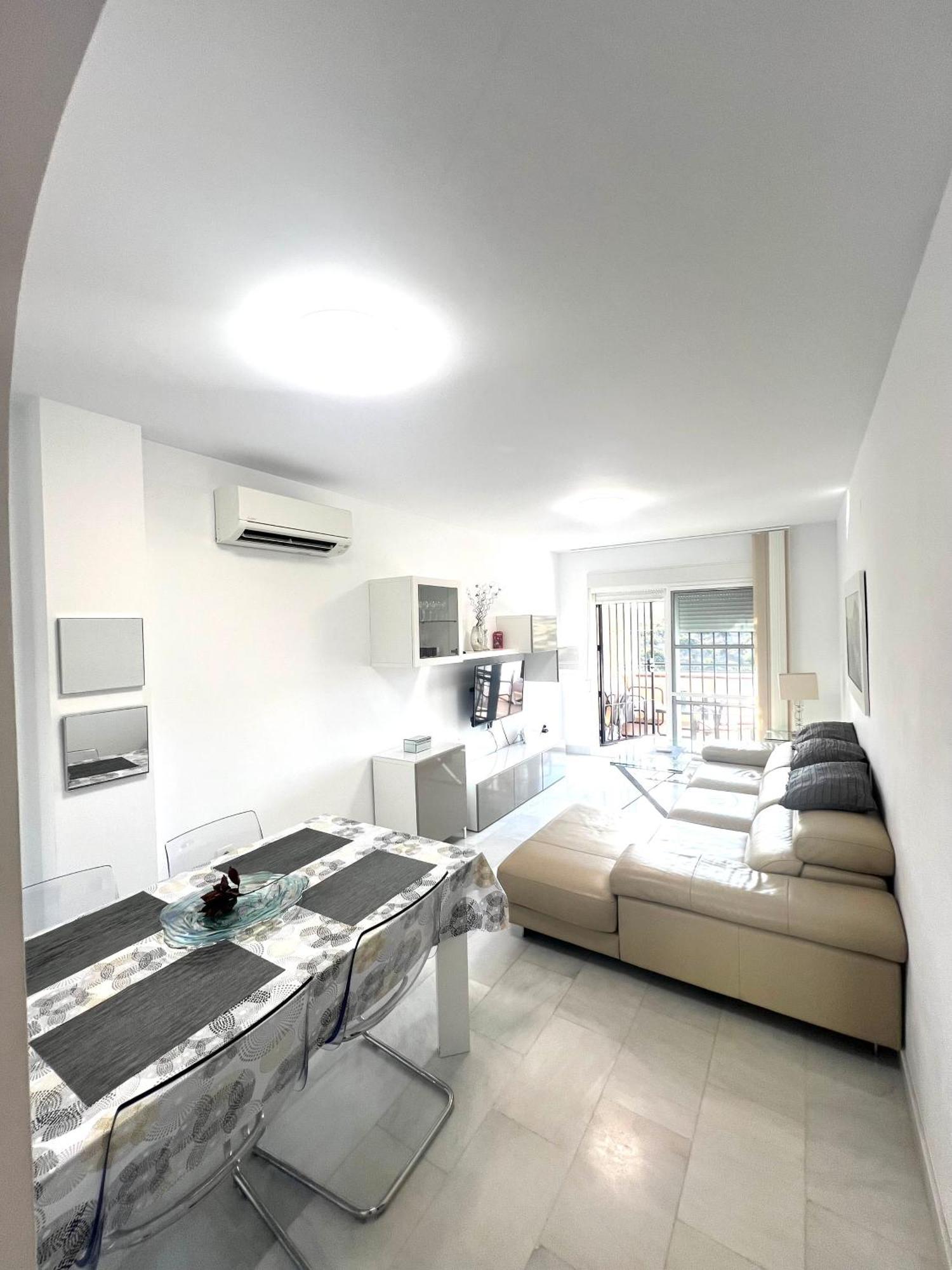 Apartamento Mijas El Faro, Precioso Piso Cerca De La Playa
