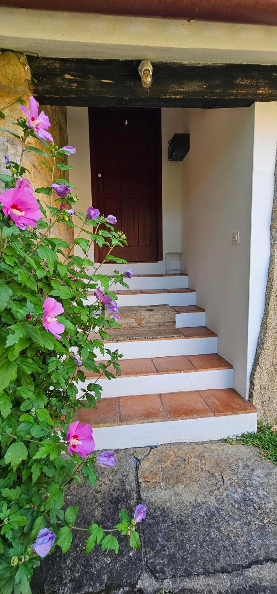 Casita En Domaio - *