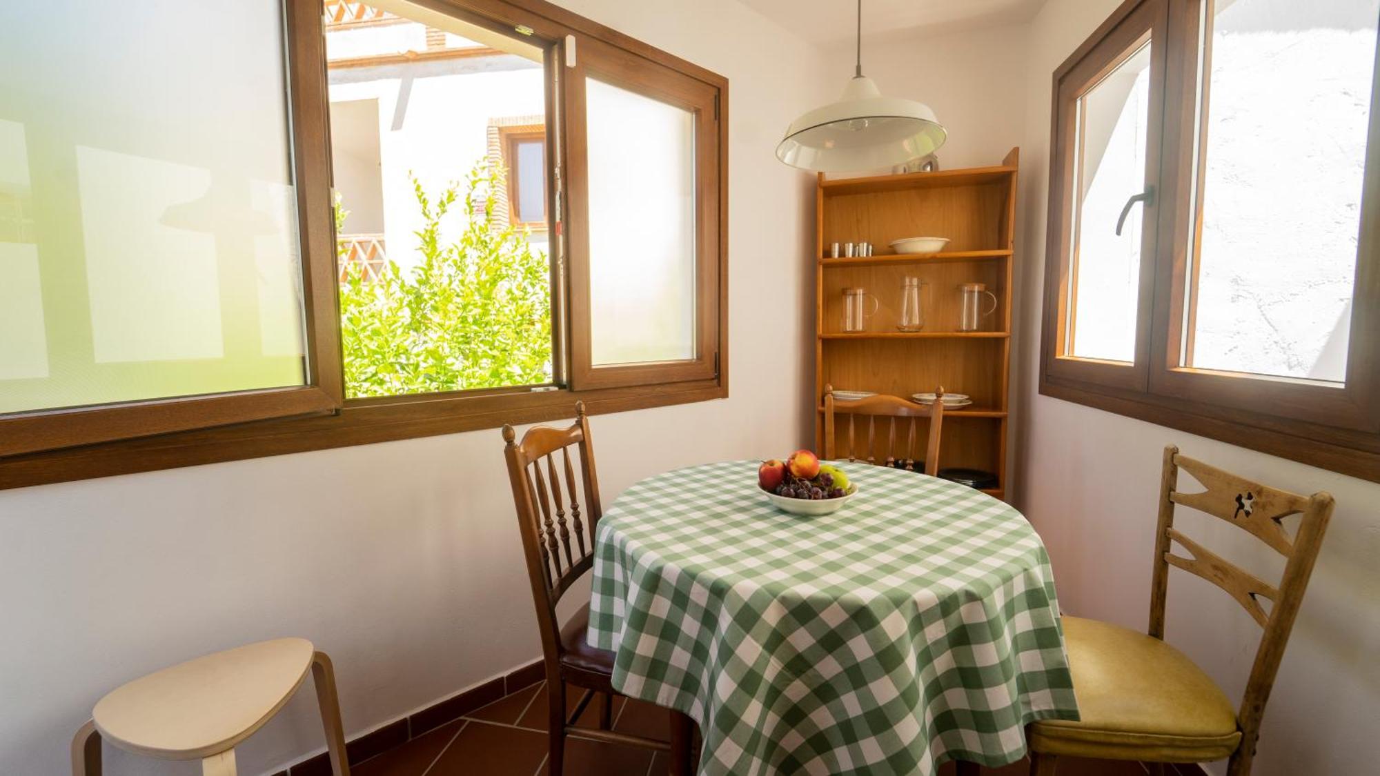 L57 - En Habitación en casa particular Orgiva