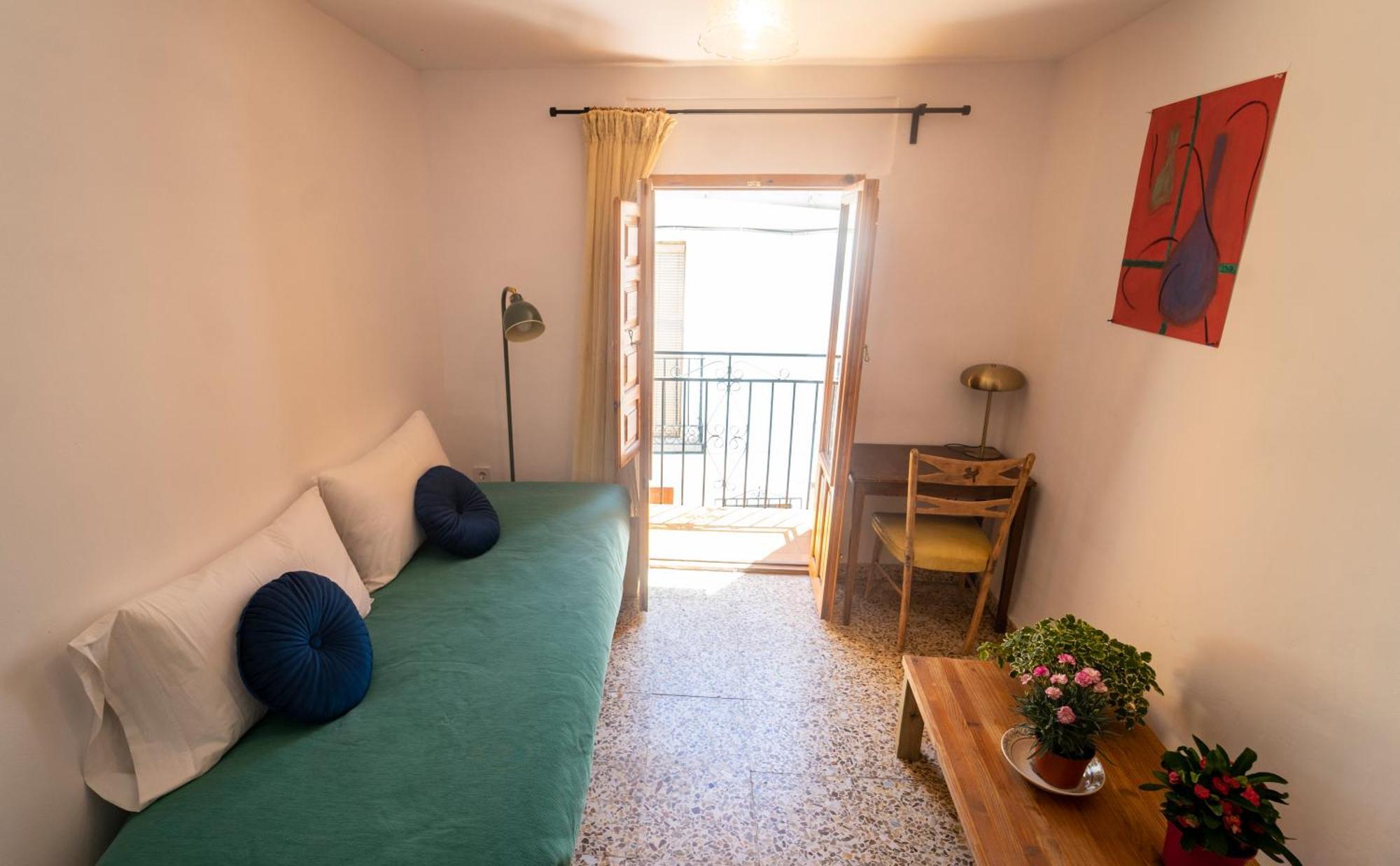 L57 - En Habitación en casa particular Orgiva