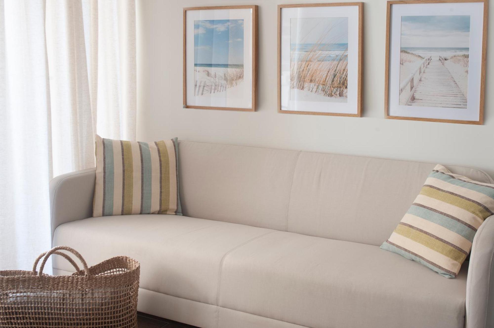 Apartamento Moderno Con Vista Al Mar, Piscina, Parking *
