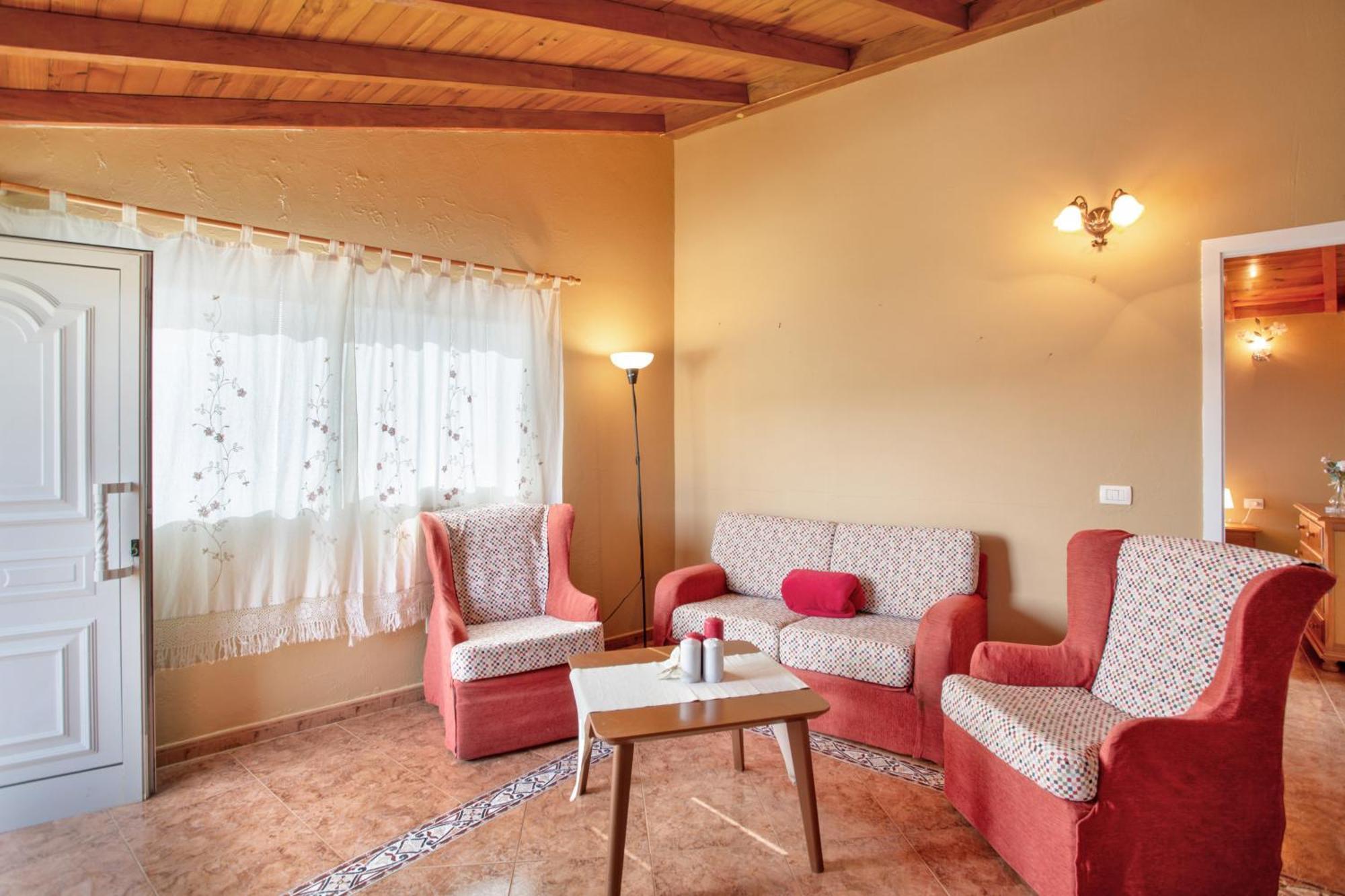 Amparo Villa