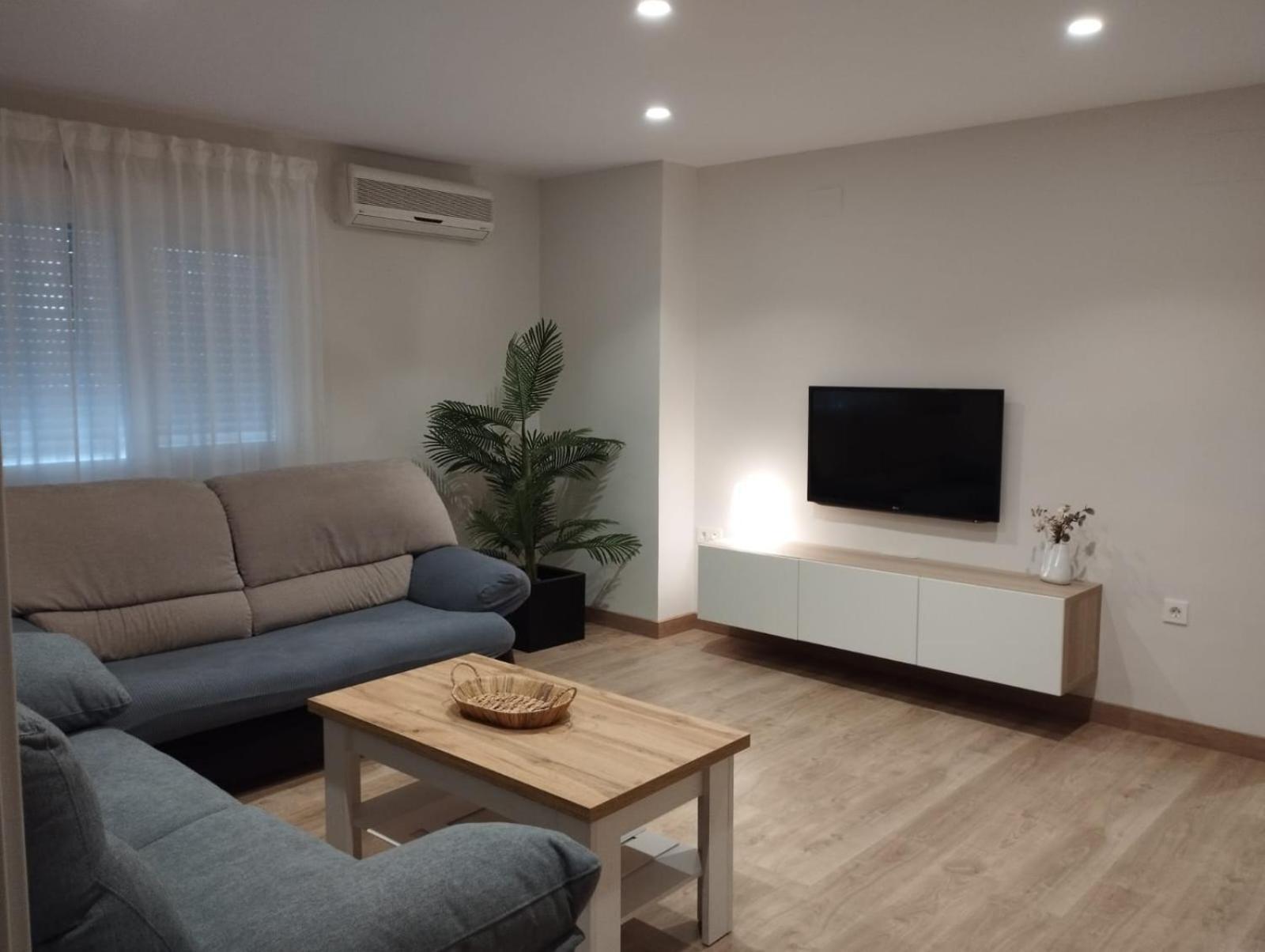 Apartamento Turistico Palacio De Deportes