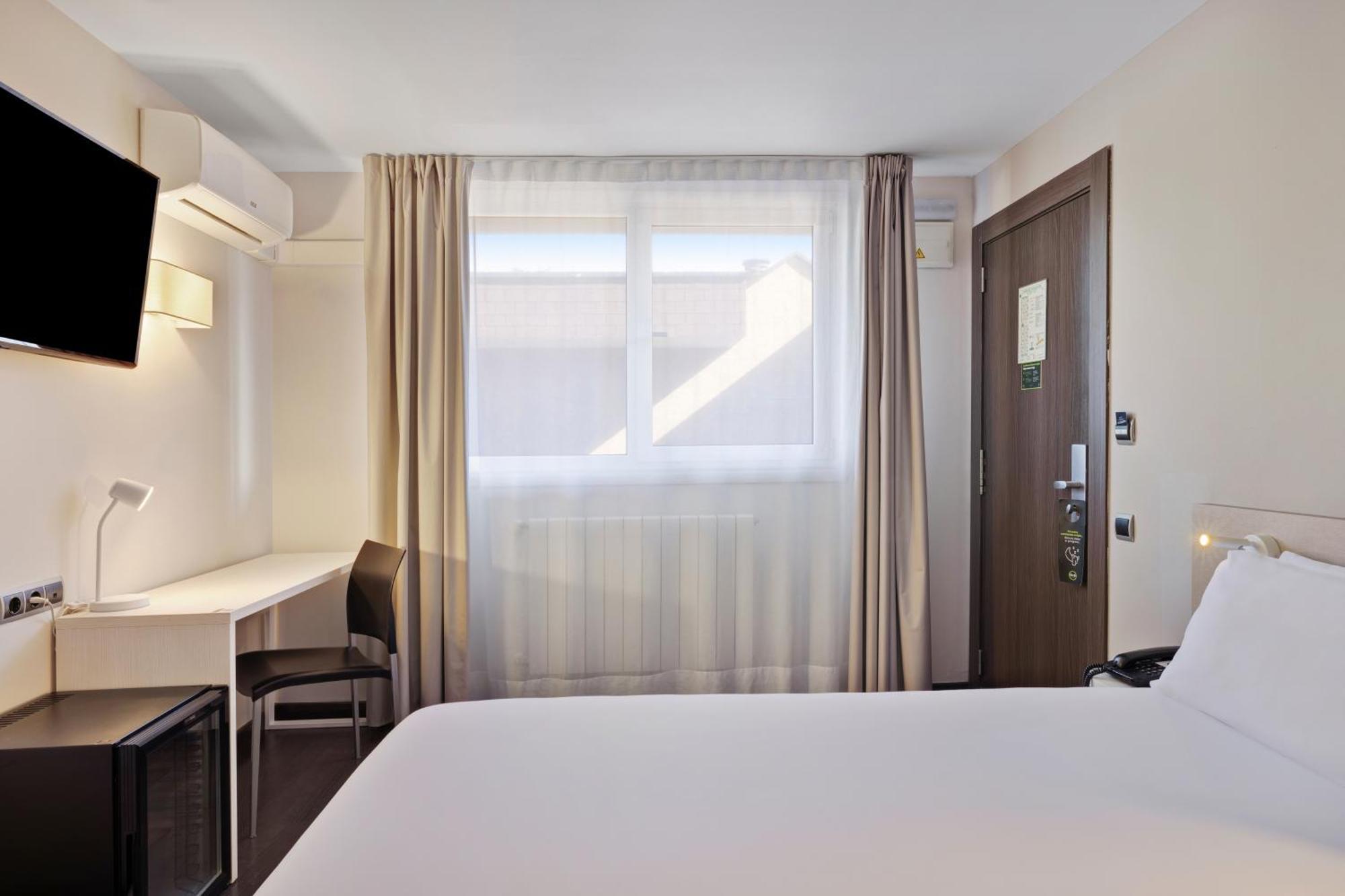 Hotel Oviedo Viella (Siero)