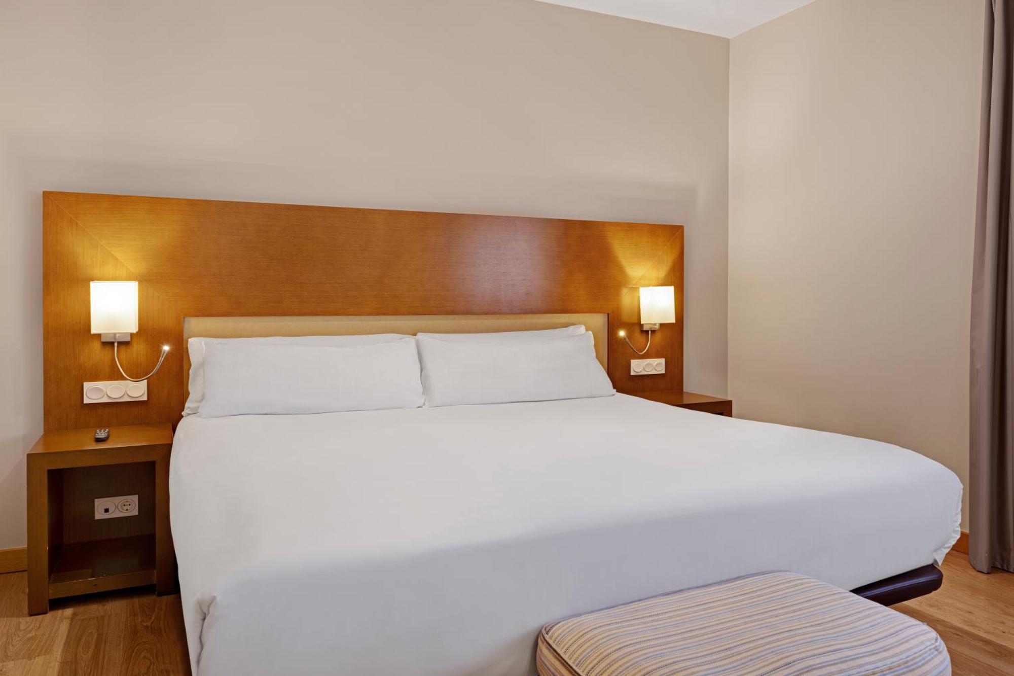 Catalonia Cañas 3* Viana (Navarre)