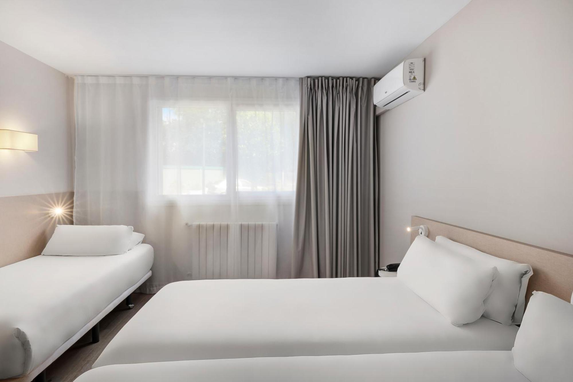 Hotel Oviedo 3*