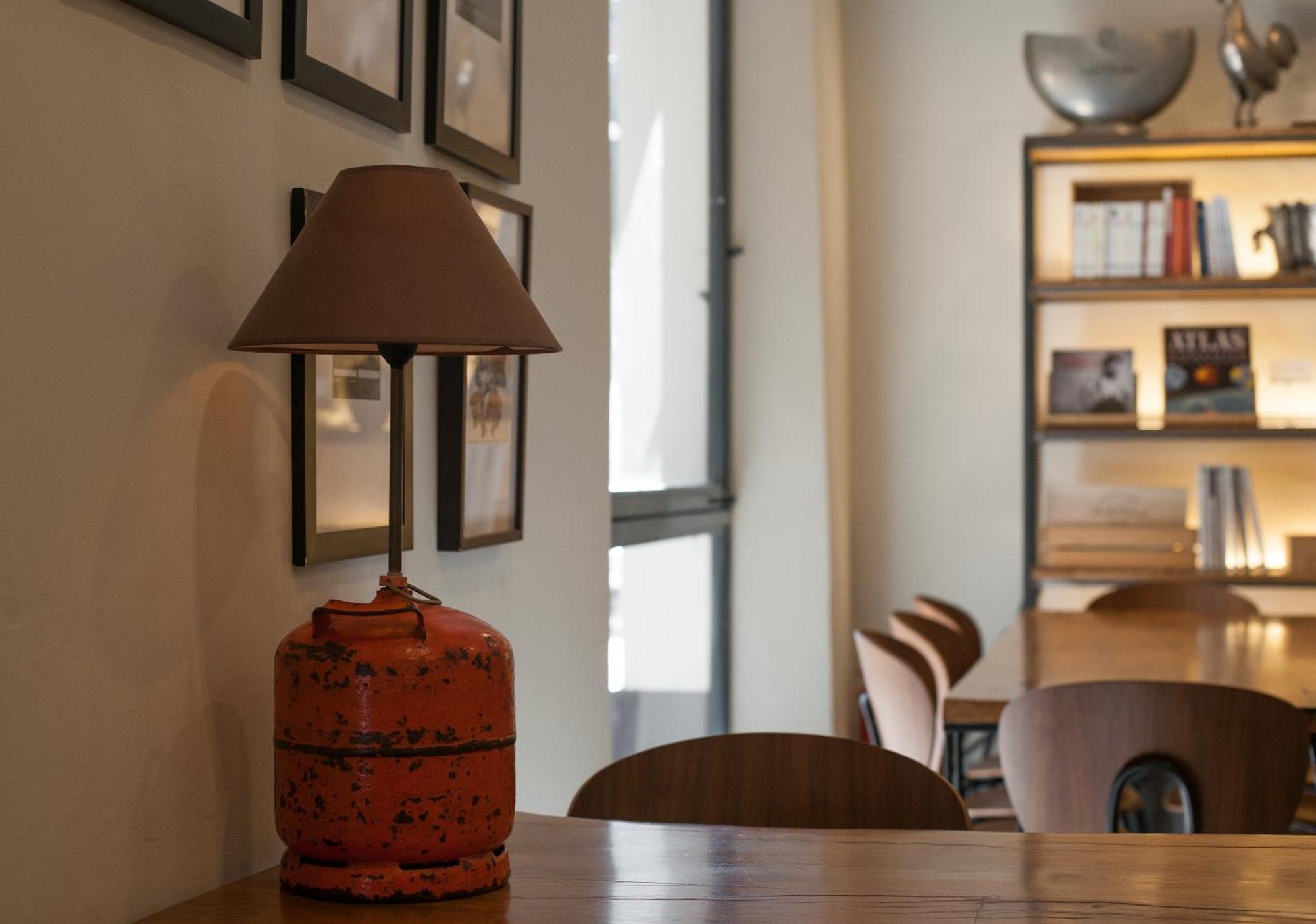 The Corner House 3* Sevilla