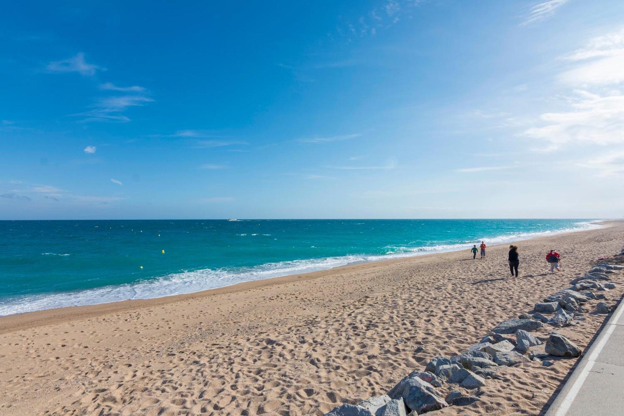 Homeholidaysrentals Atico Ocean Apartment Pineda de Mar