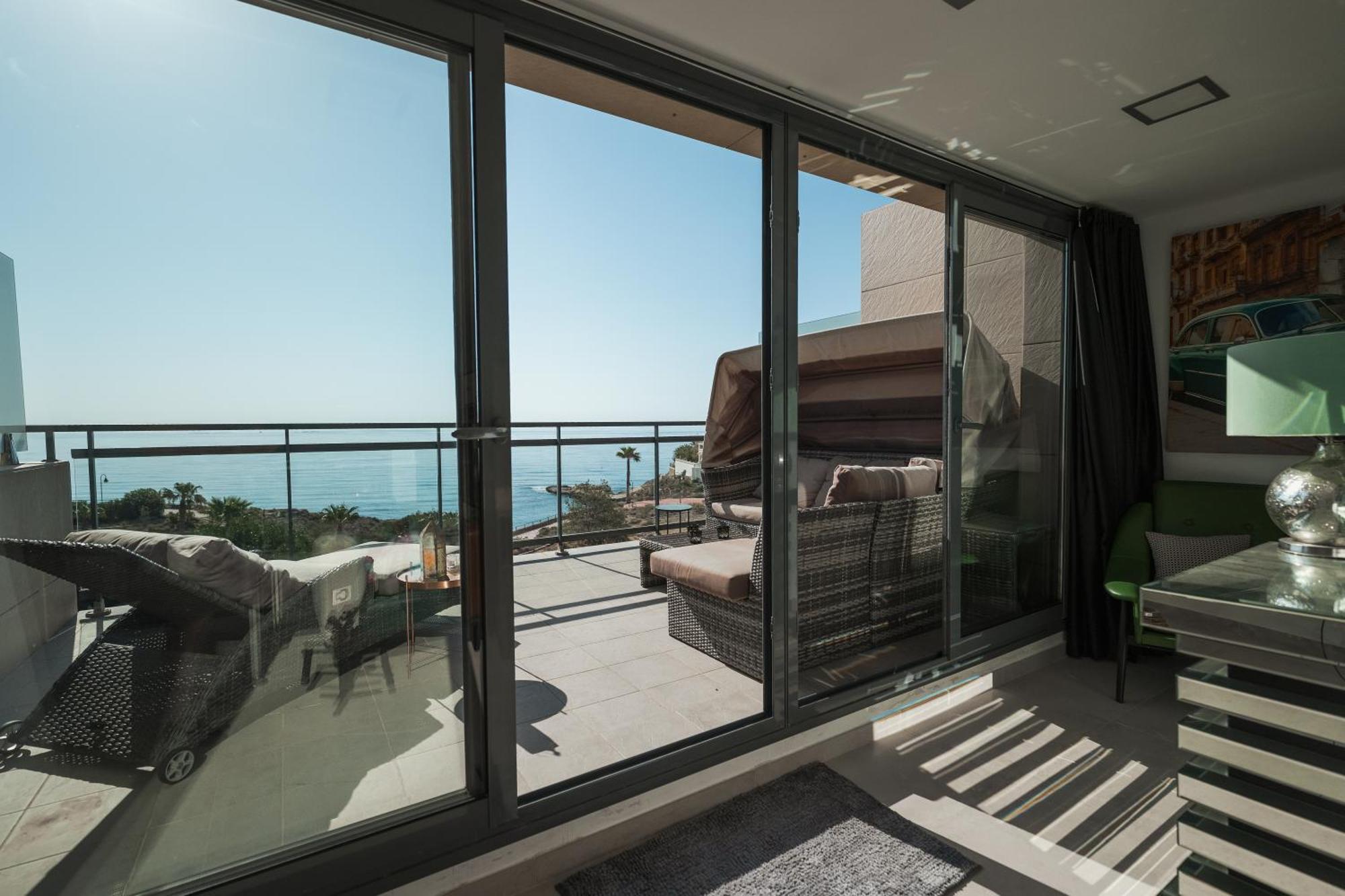 Bs Luxury Estate *